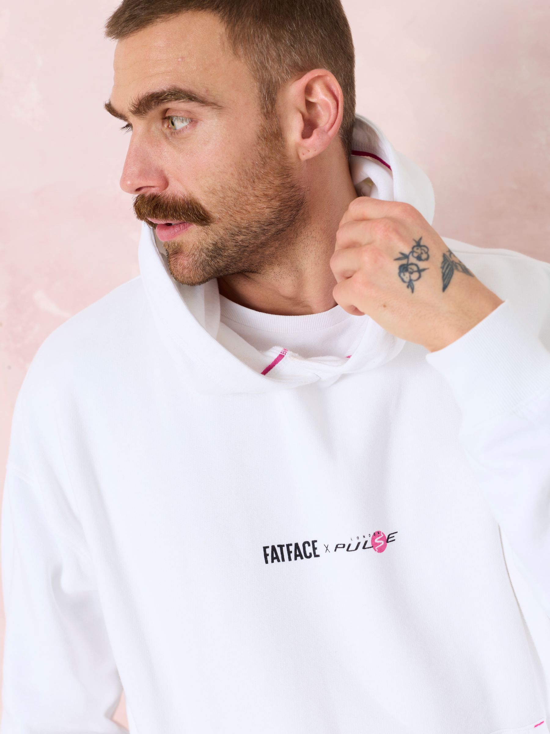 Izzy White Pulse Graphic Overhead Hoodie - Image 4 of 6