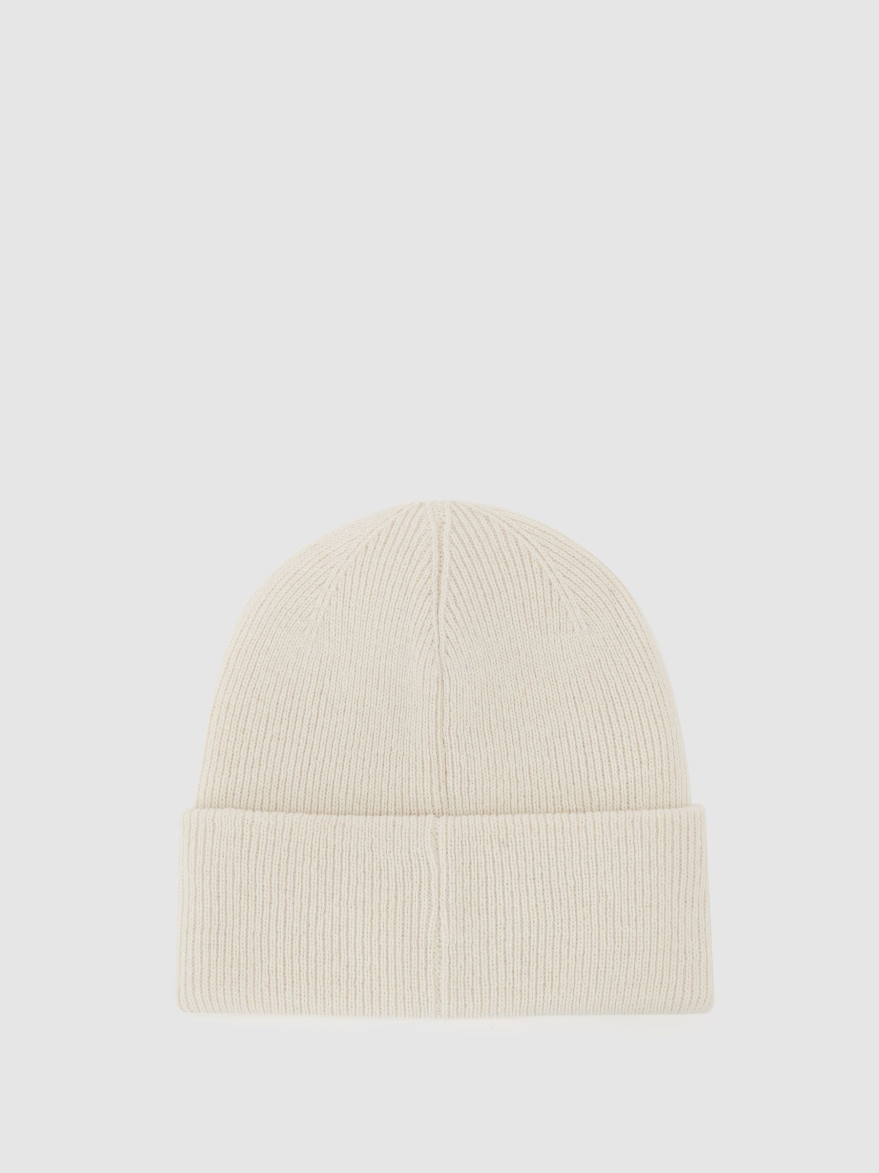 قبعة Wayne المطرزة باللون العاجي - صورة 2 من 3