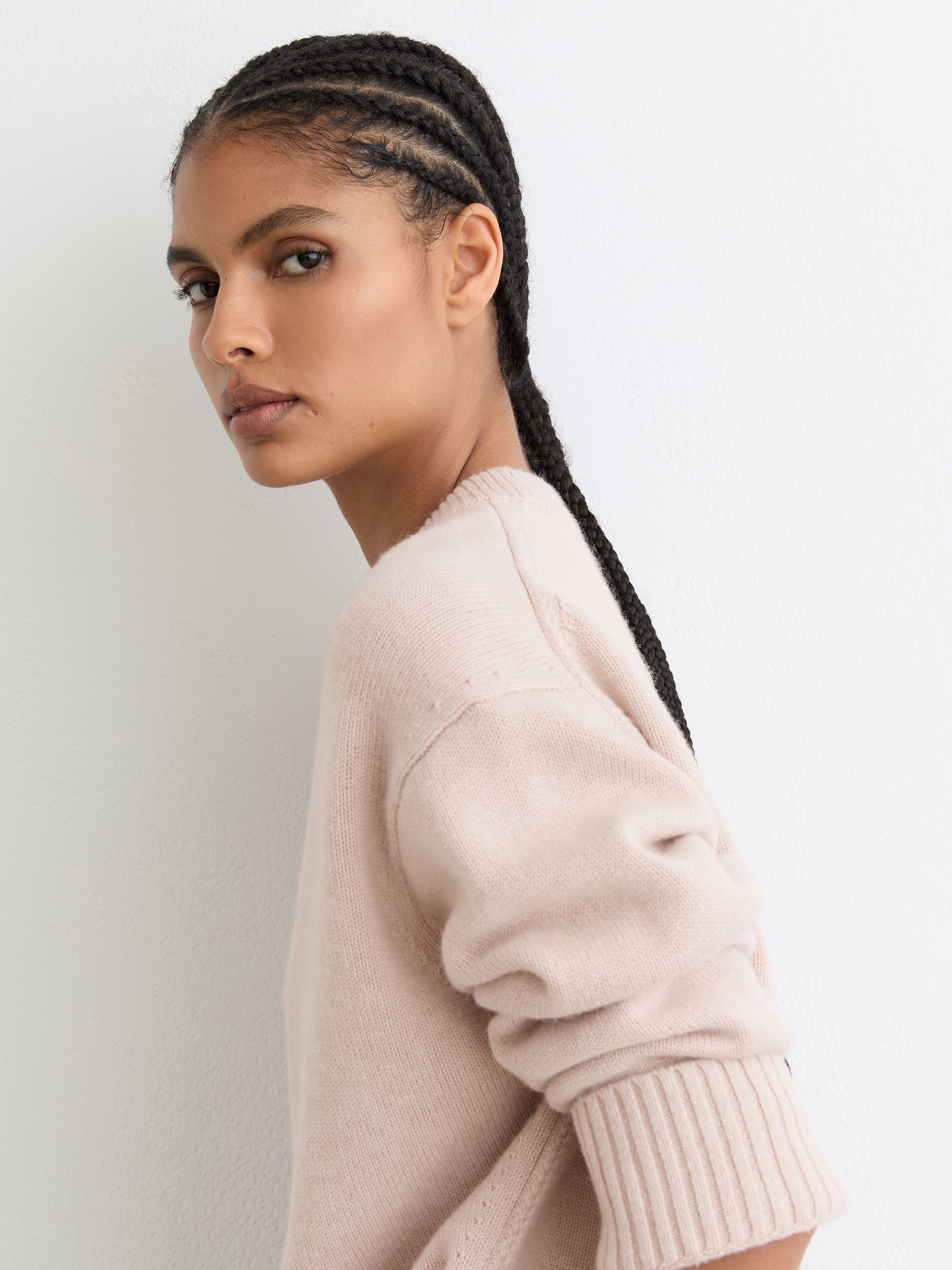 Wool-Cashmere Crew-Neck Jumper in Blush - Image 5 of 8