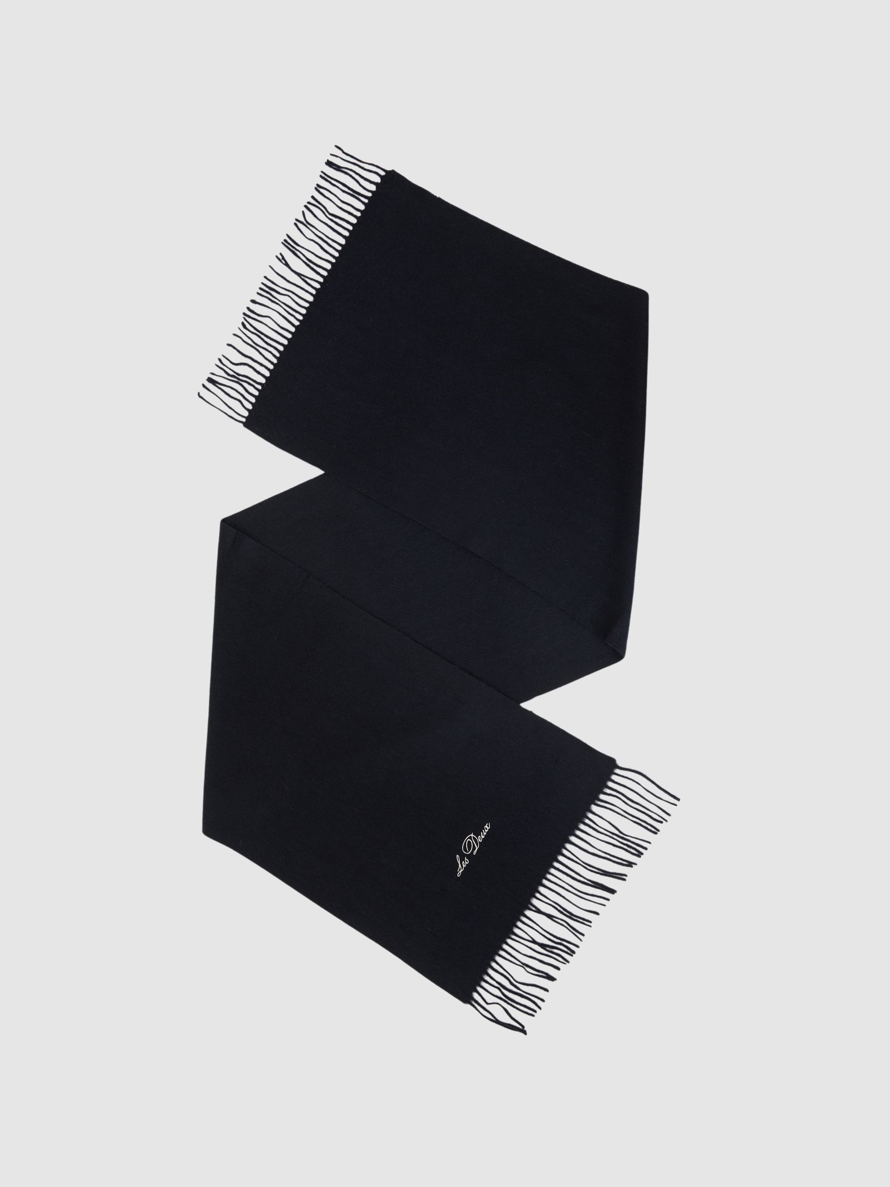 وشاح بلون كحلي داكن - صورة 1 من 4