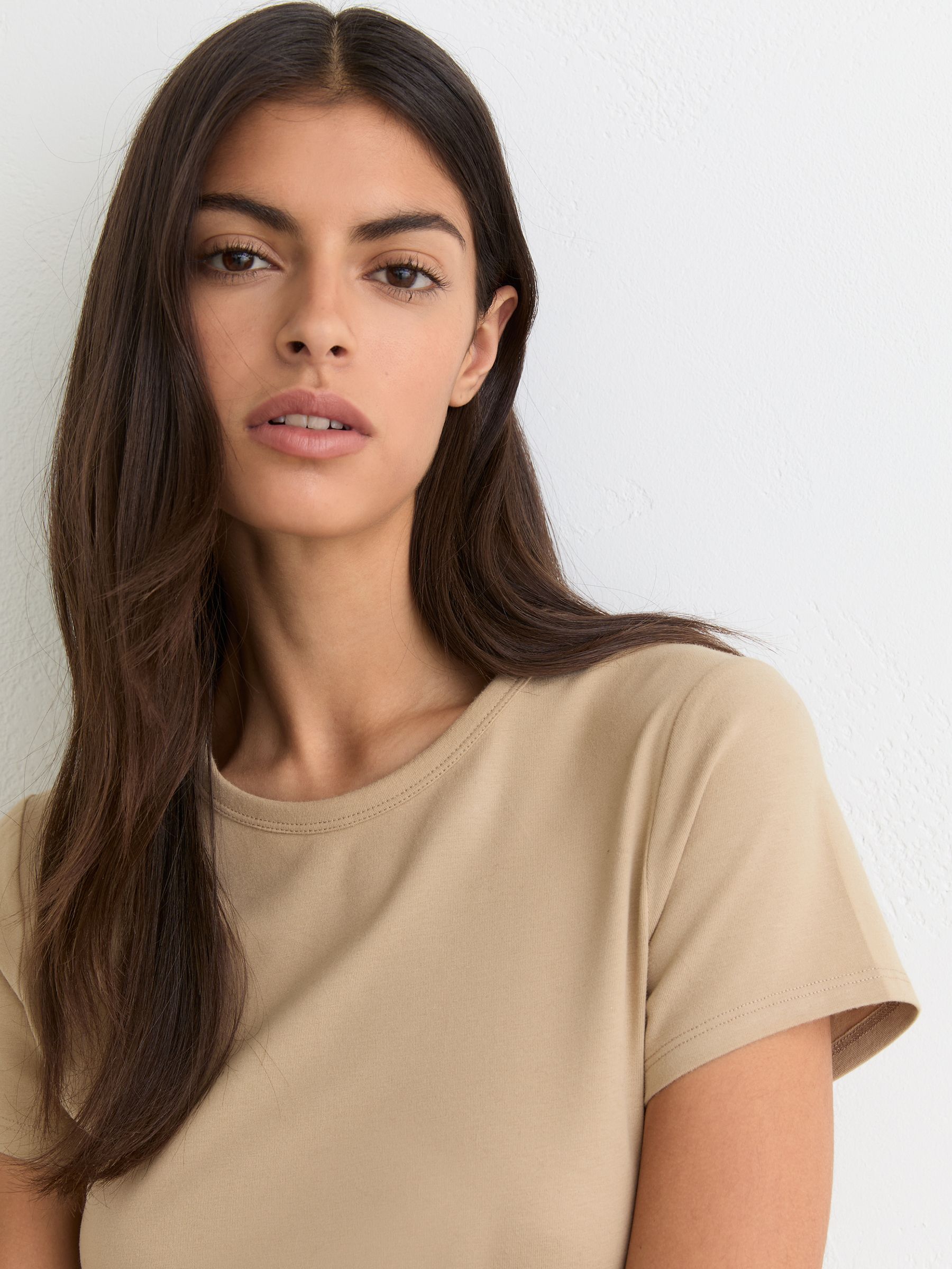 Stretch-Cotton Crew-Neck T-Shirt in Neutral - Image 3 of 5