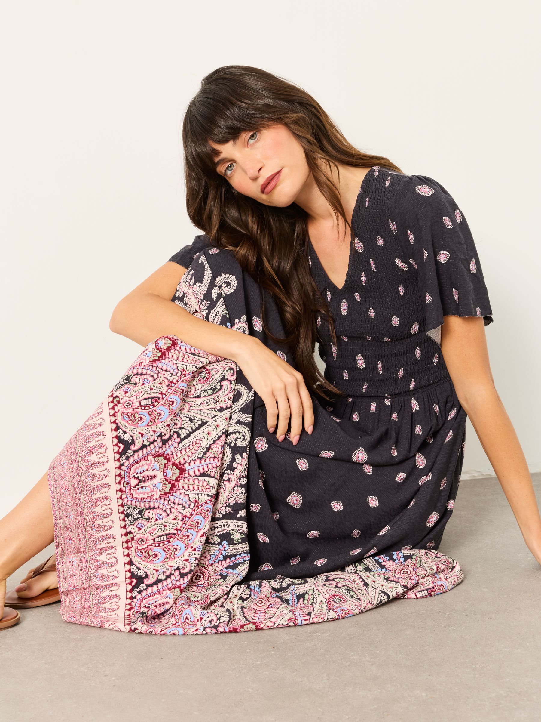 Alma Black Paisley Petite Midi Dress - Image 5 of 6
