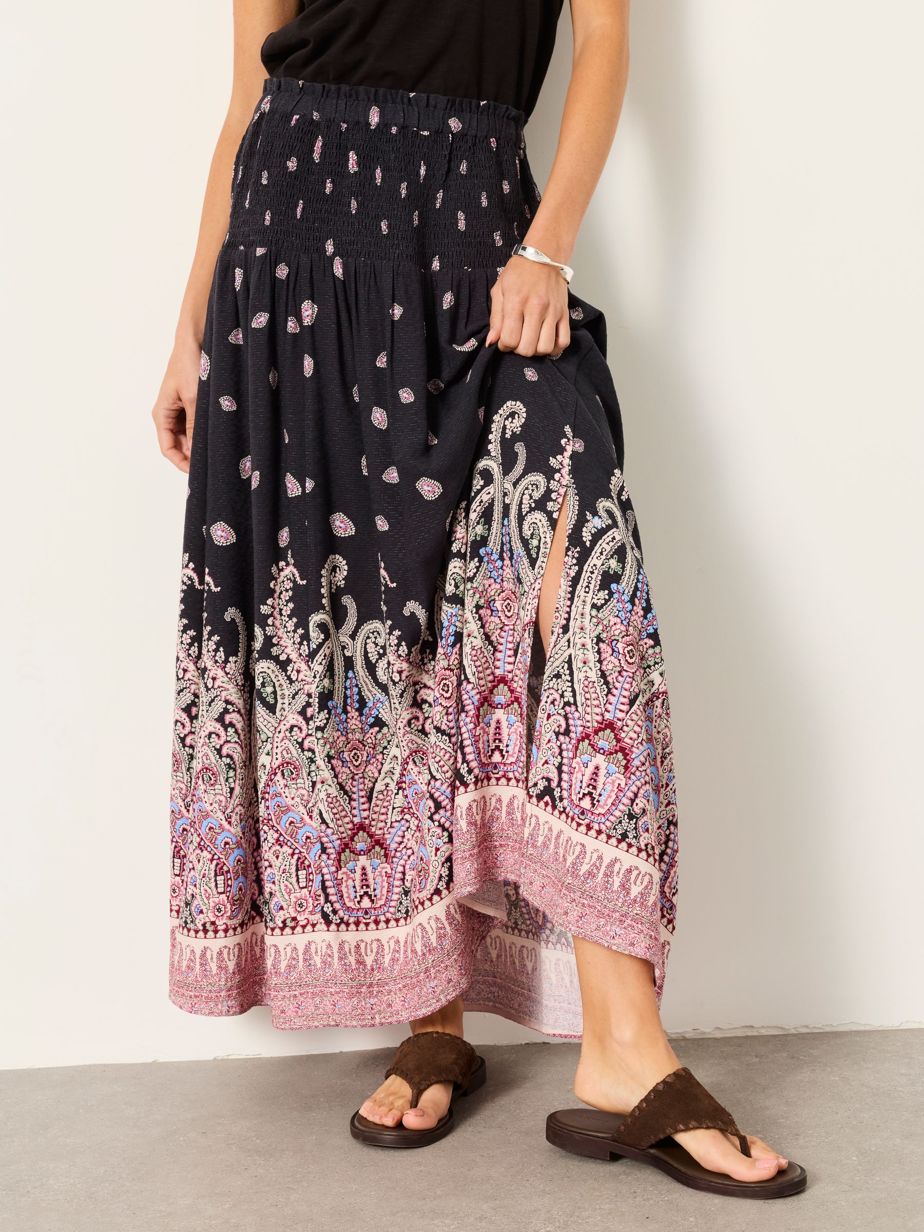 Black Paisley Harper Midi Skirt - Image 4 of 7