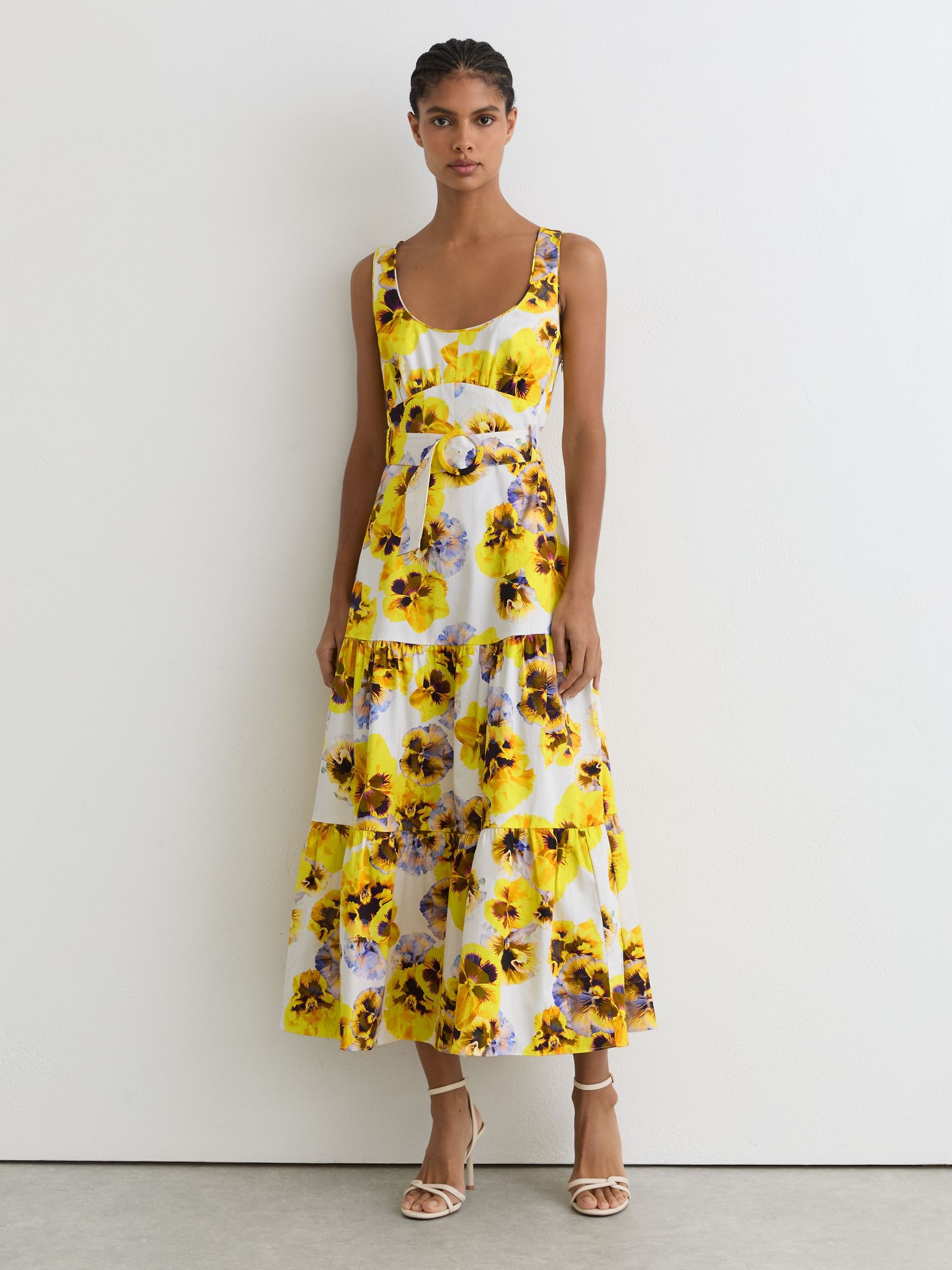 Dress in Yellow - Image 1 of 6