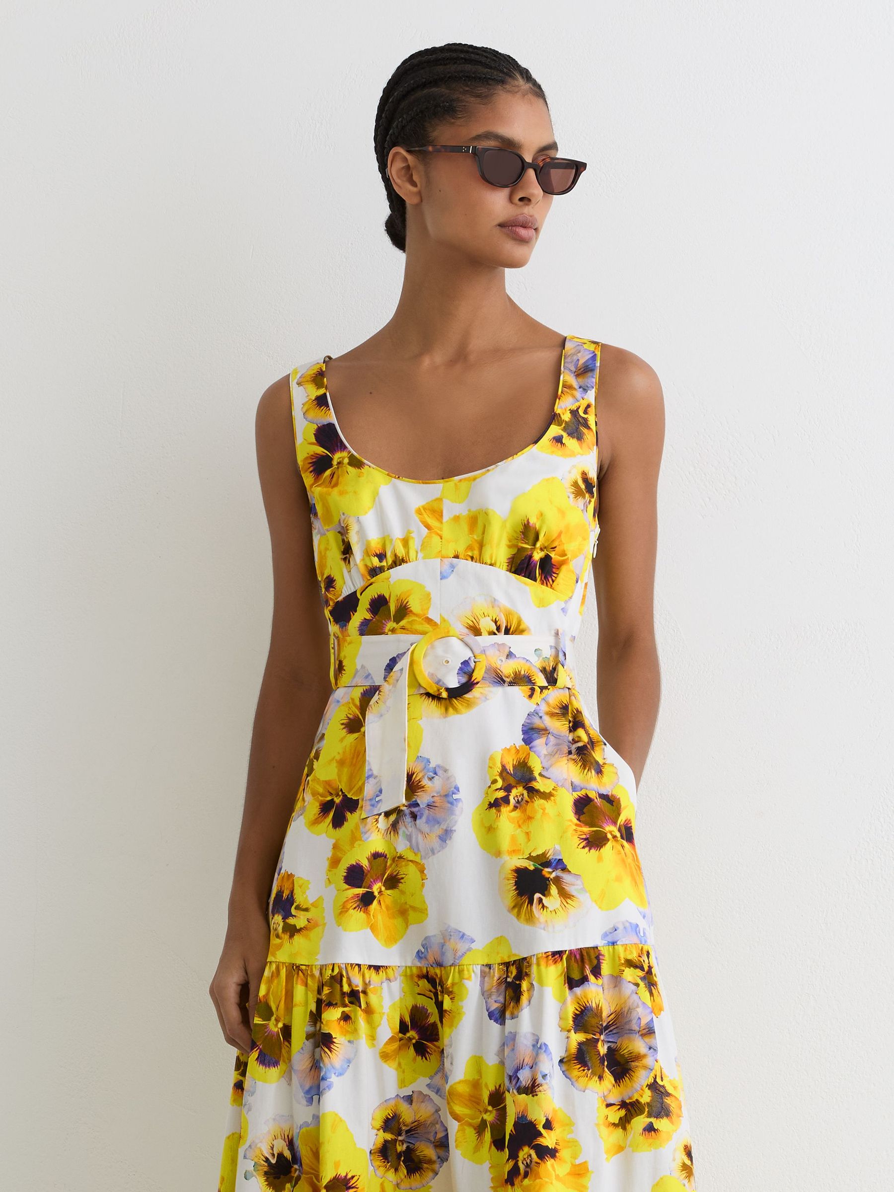 Dress in Yellow - Image 5 of 6