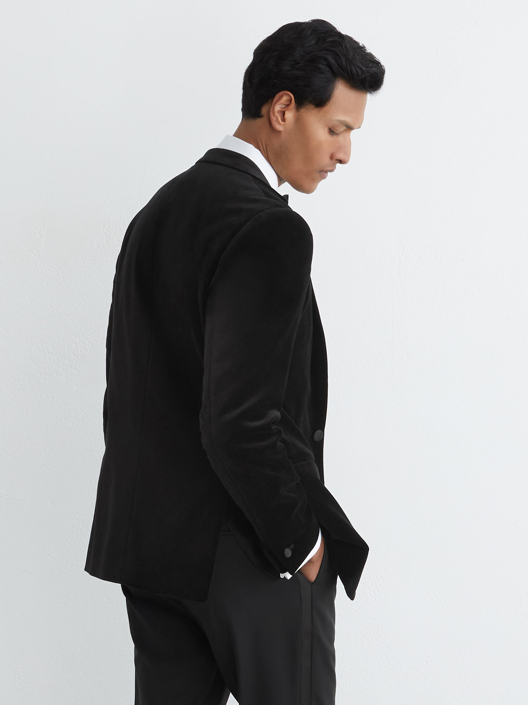 Velvet Single-Breasted Blazer Tailored-Fit in Black - Image 5 of 7