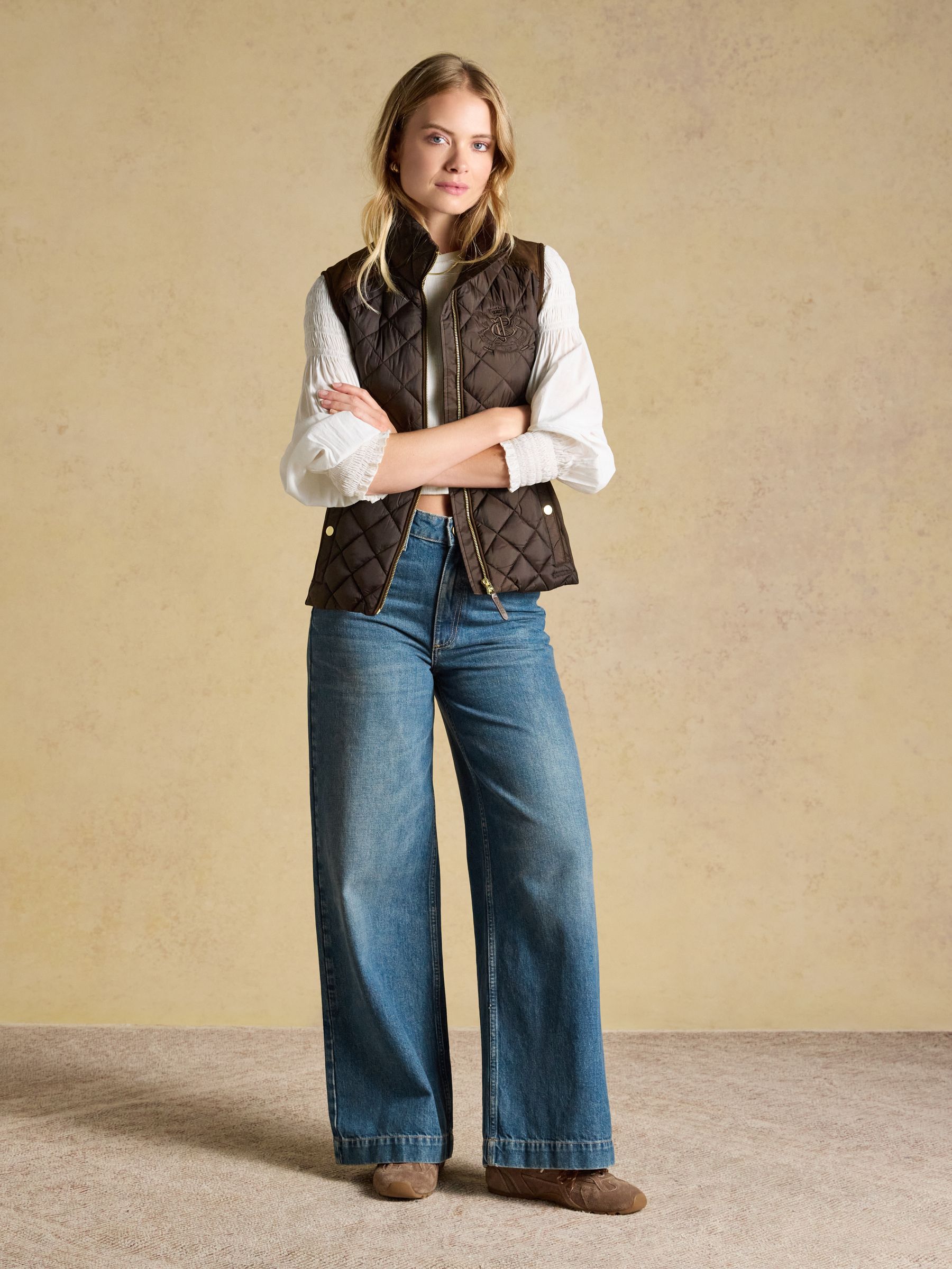 Braemar Luxe Chocolate Brown Showerproof Diamond Quilted Gilet - Image 5 of 10