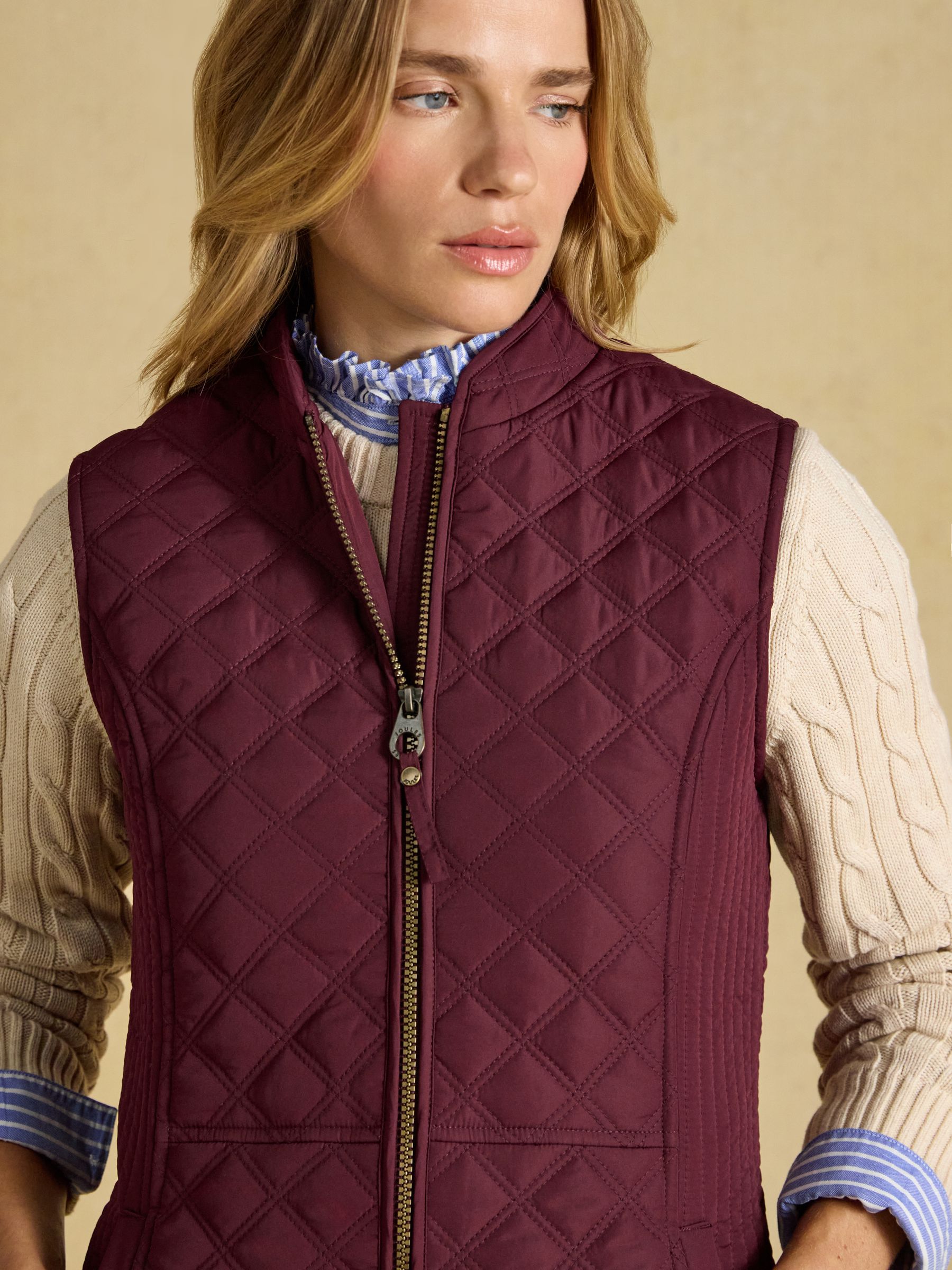 Minx Port Showerproof Diamond Quilted Gilet - Image 4 of 7