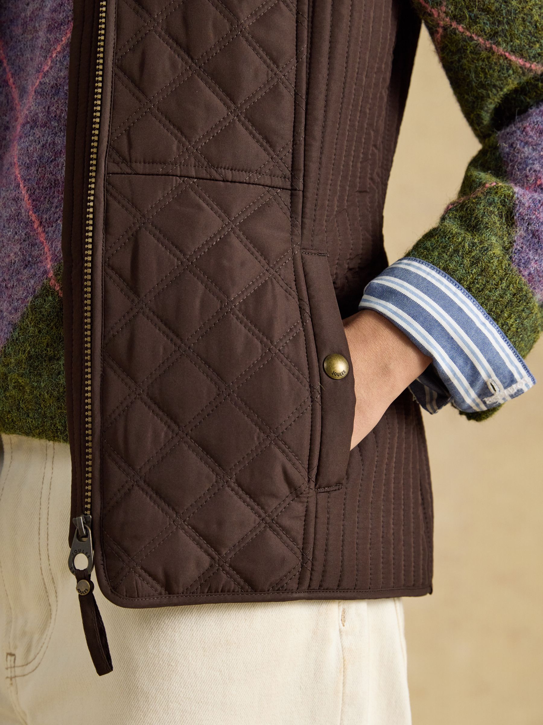 Minx Chocolate Brown Showerproof Diamond Quilted Gilet - Image 3 of 8