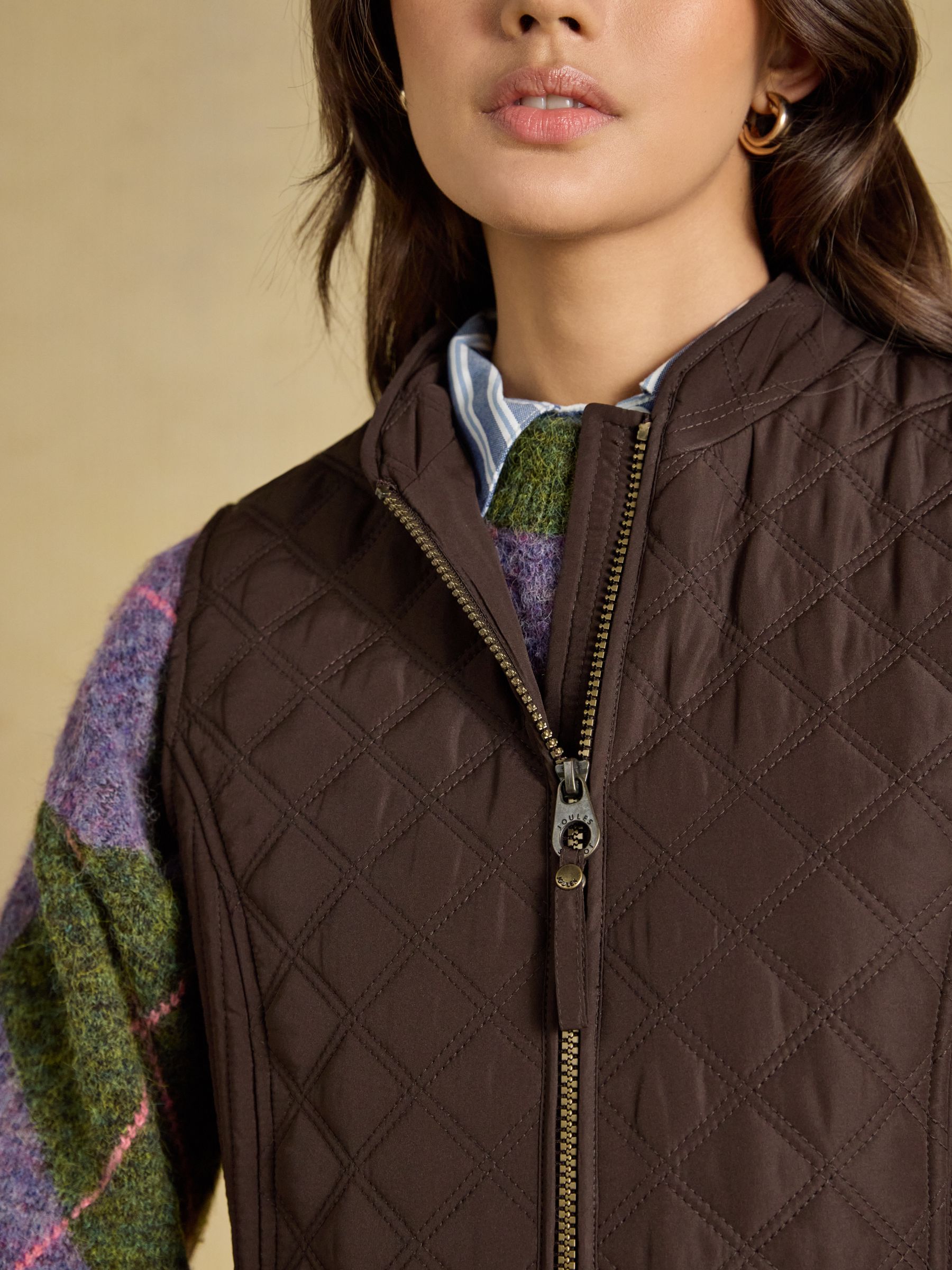 Minx Chocolate Brown Showerproof Diamond Quilted Gilet - Image 4 of 8