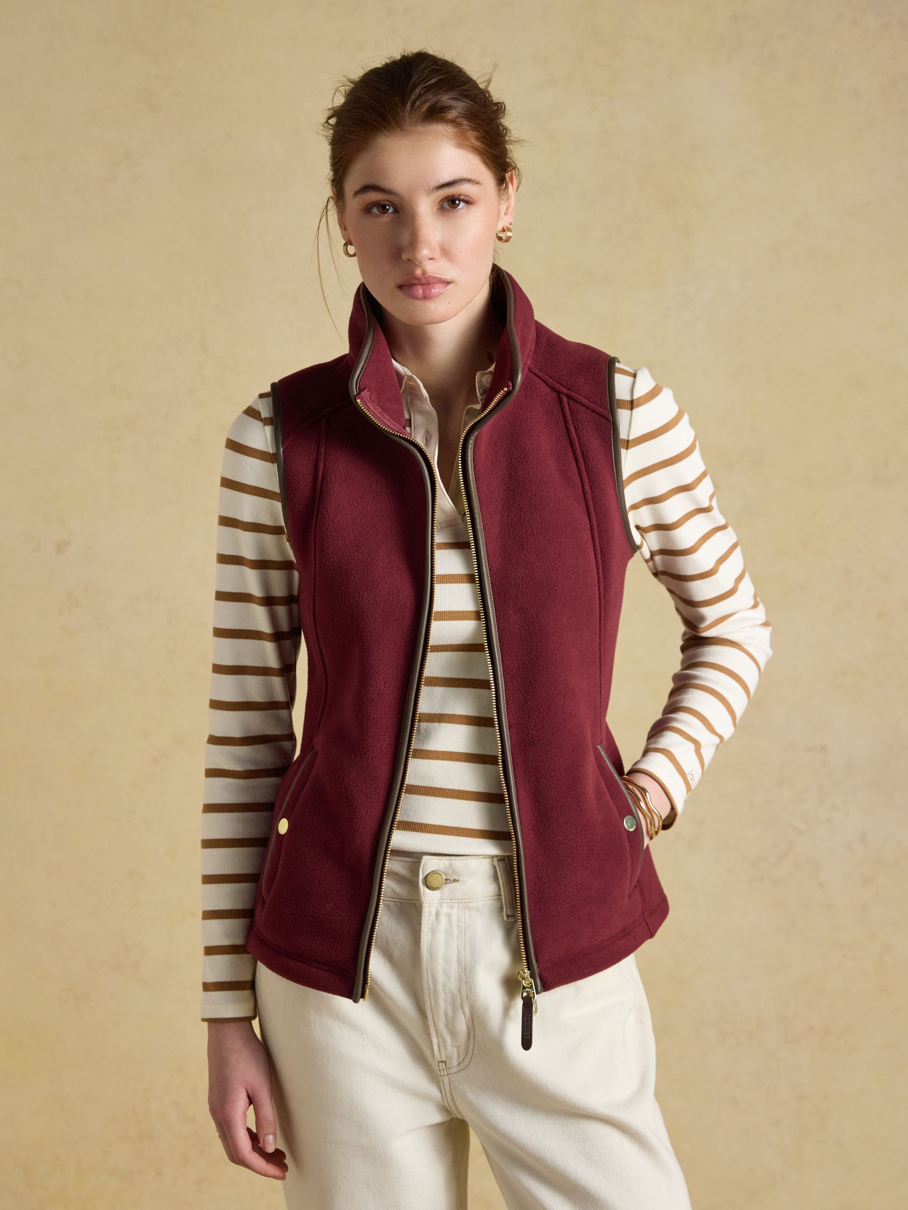 Heritage Port Regular Fleece Gilet - Image 5 of 10