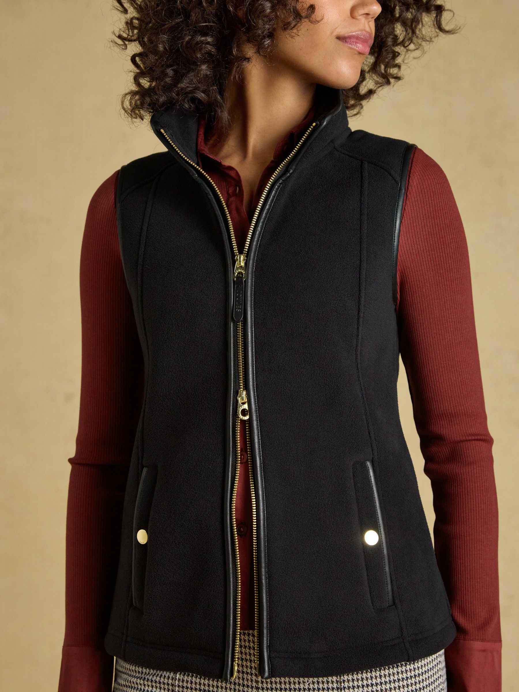 Heritage Black Regular Polar Fleece Gilet - Image 3 of 8