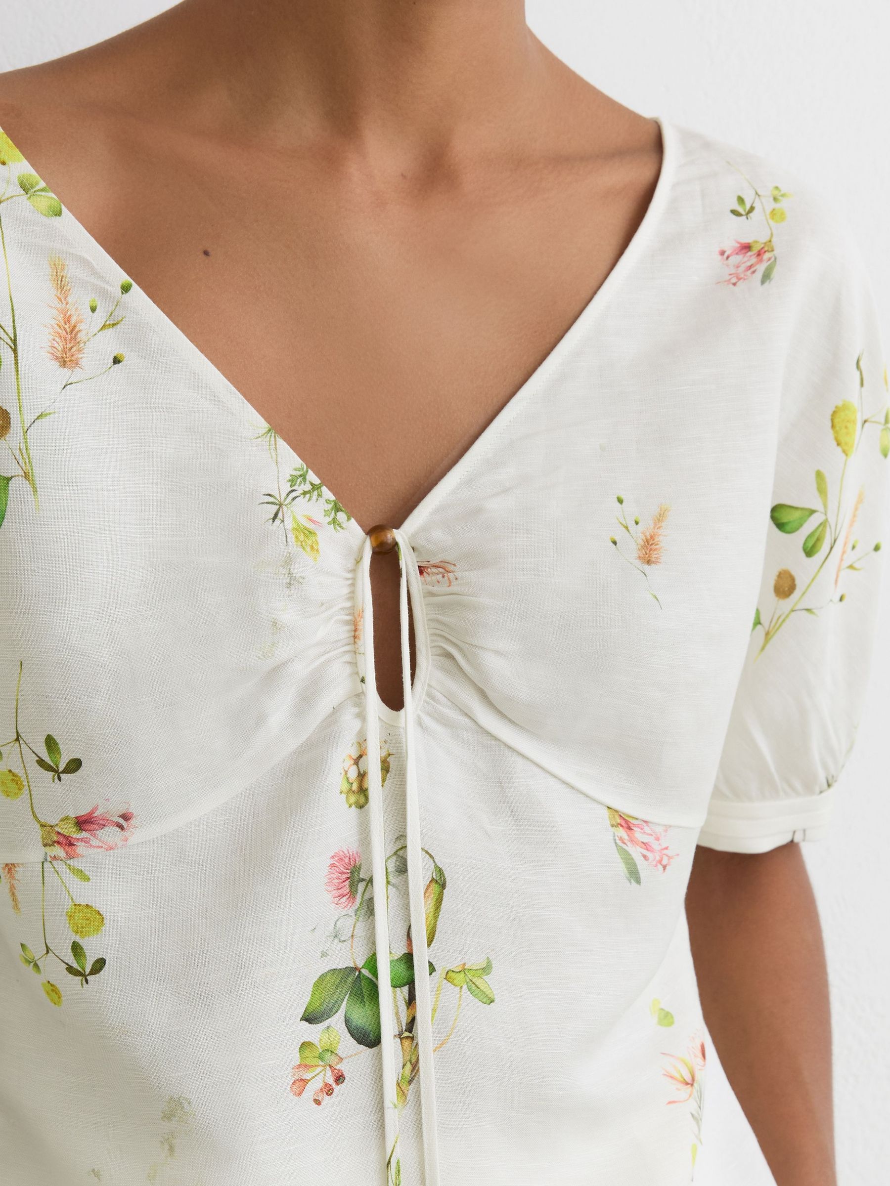 Linen-Blend Floral-Print Top in Ivory - Image 4 of 6