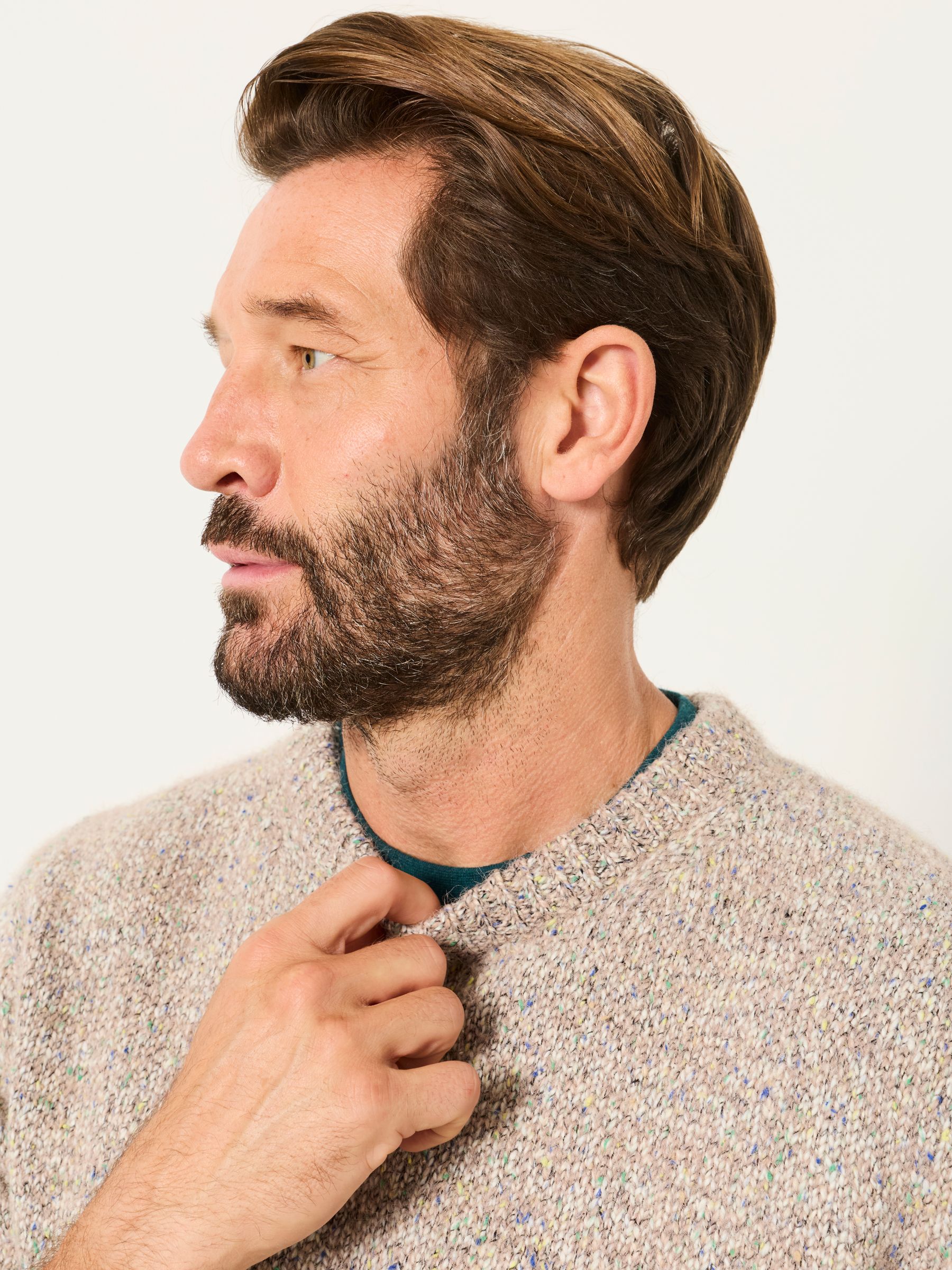 Milport Natural Knitted Crew Neck Jumper - Image 4 of 7