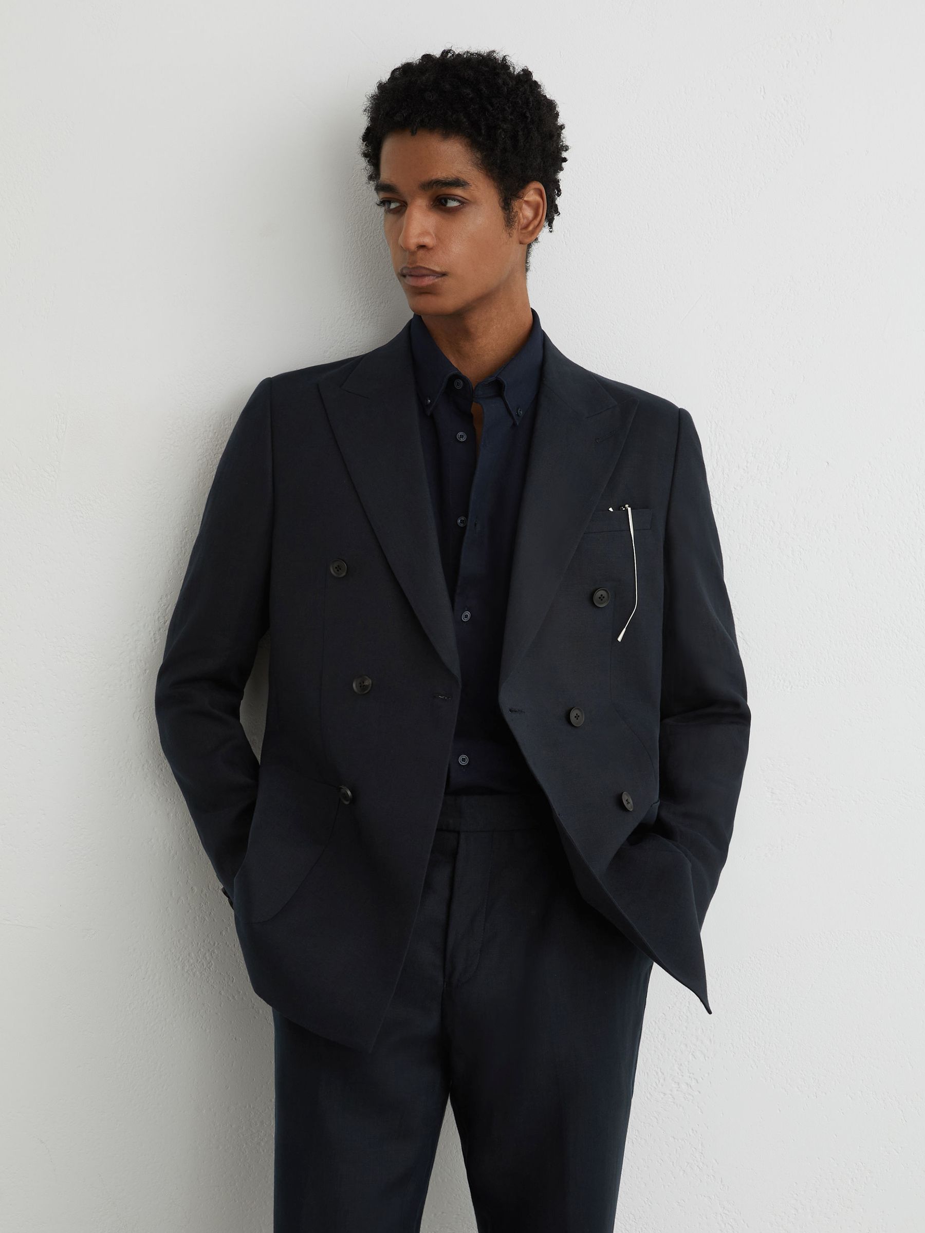 Linen Double-Breasted Suit Blazer Tailored-Fit in Navy - Image 5 of 9
