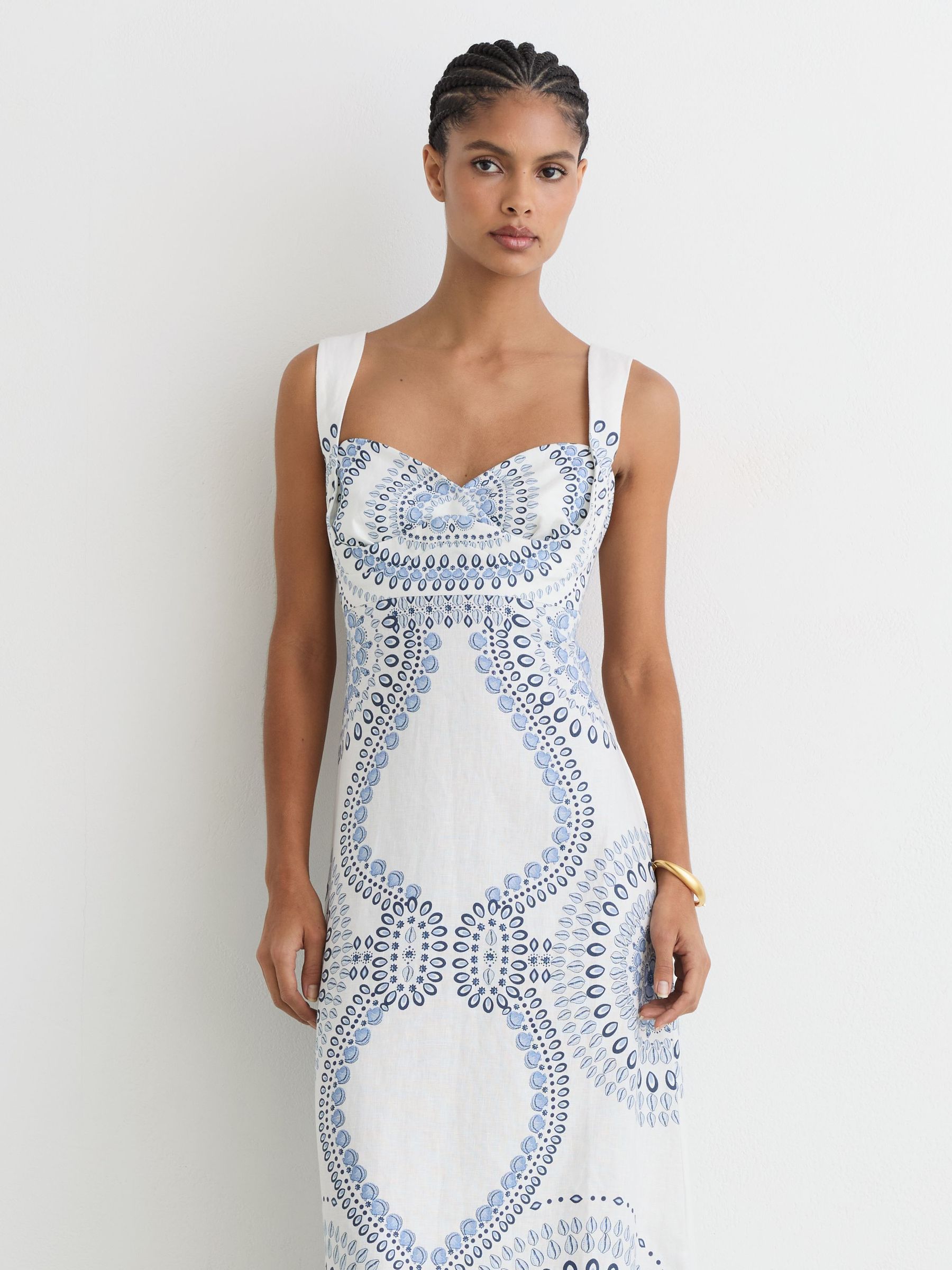 Dresses in Ivory/Blue - Image 5 of 6