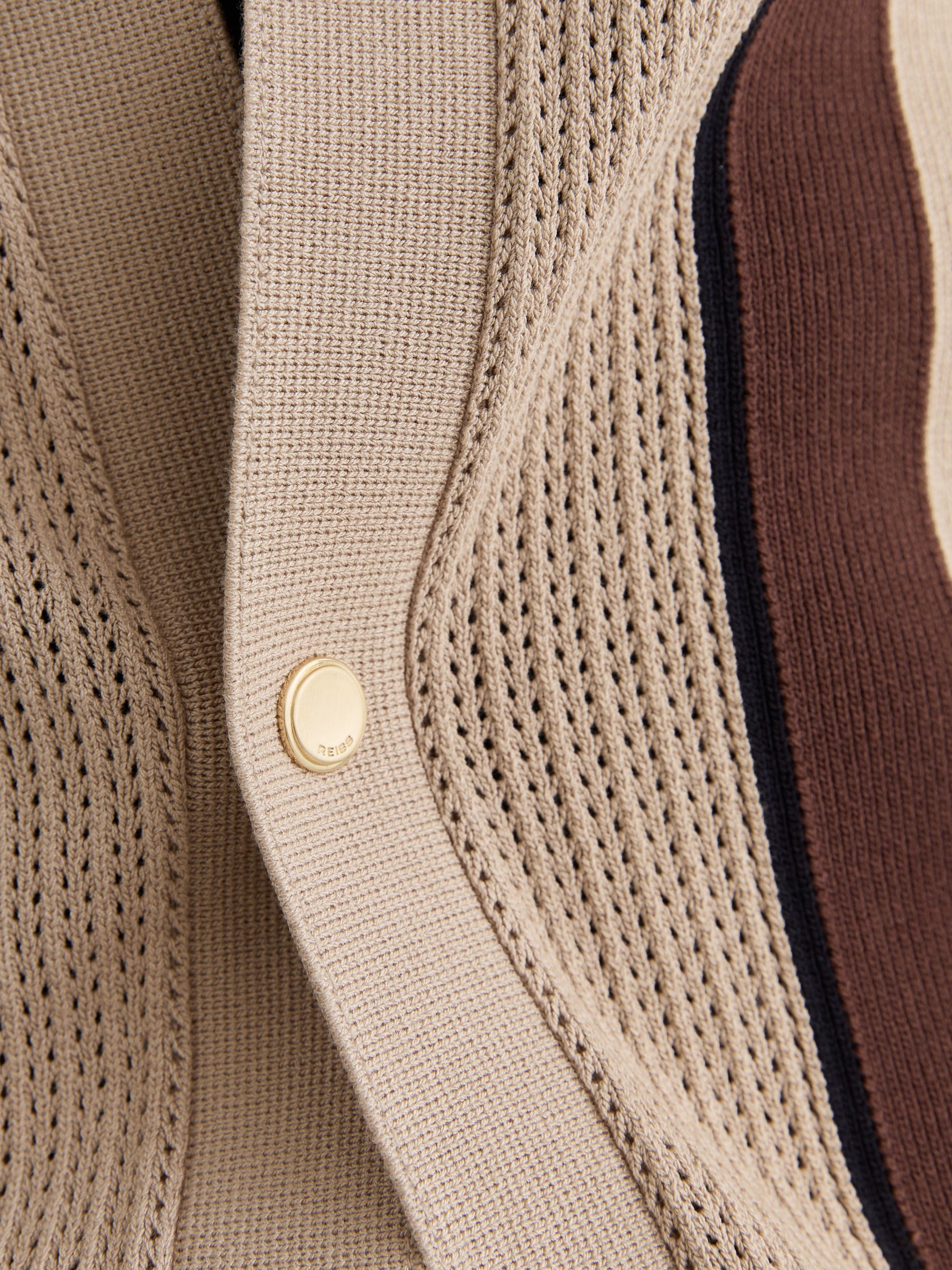 Argyle-Knit Press-Stud Polo Shirt in Camel Brown - Image 4 of 7