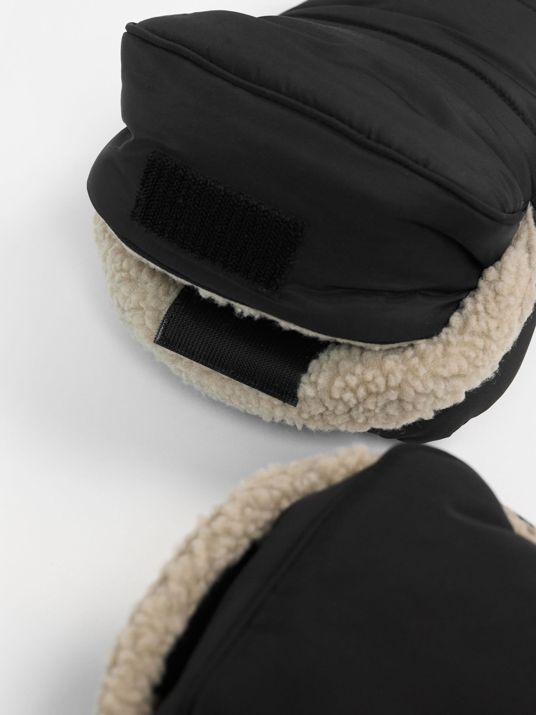 Finnson Black Astrid Stroller Mittens - Image 3 of 4