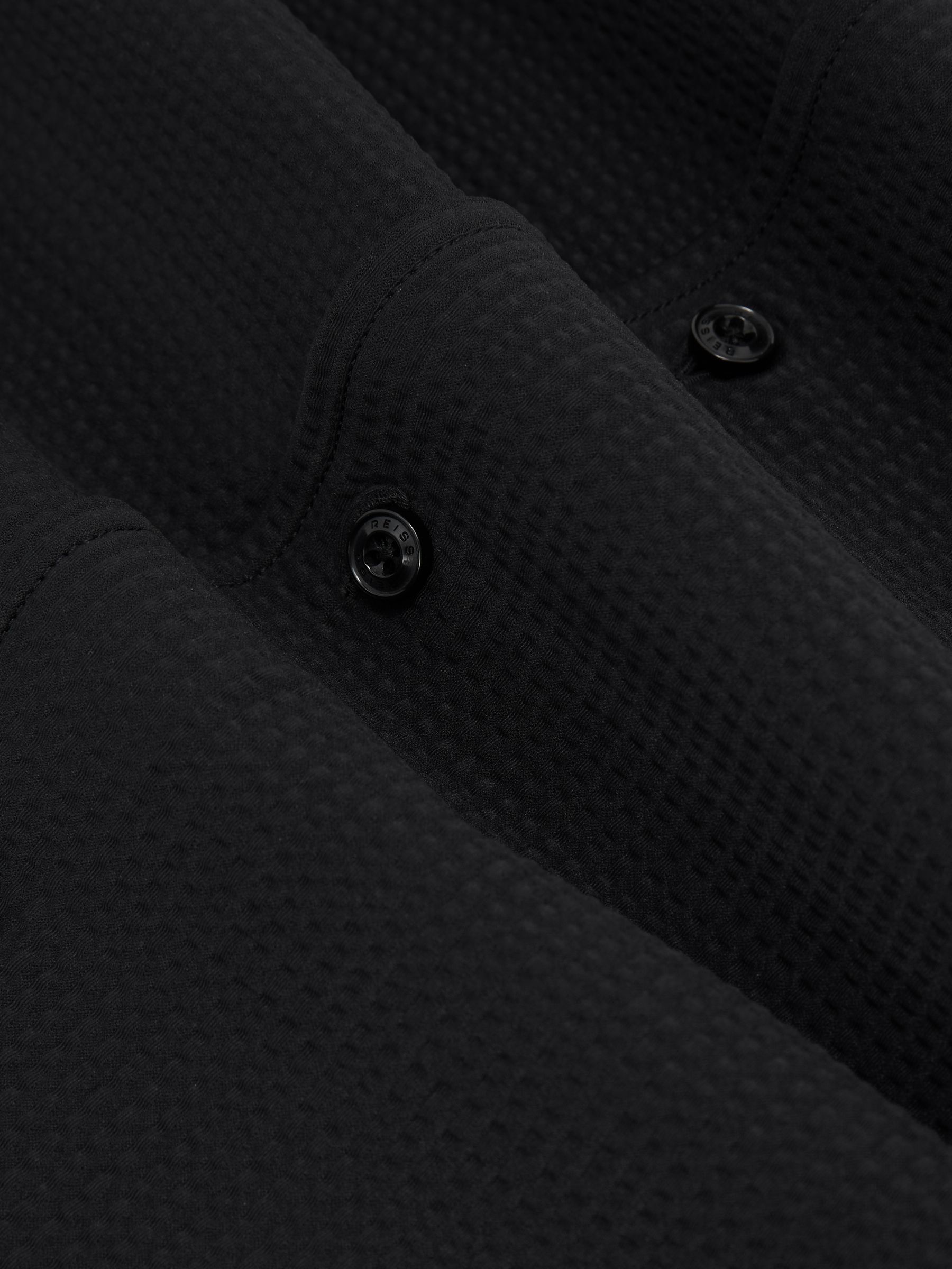 Seersucker Cutaway-Collar Regular-Fit Shirt in Black - Image 6 of 6