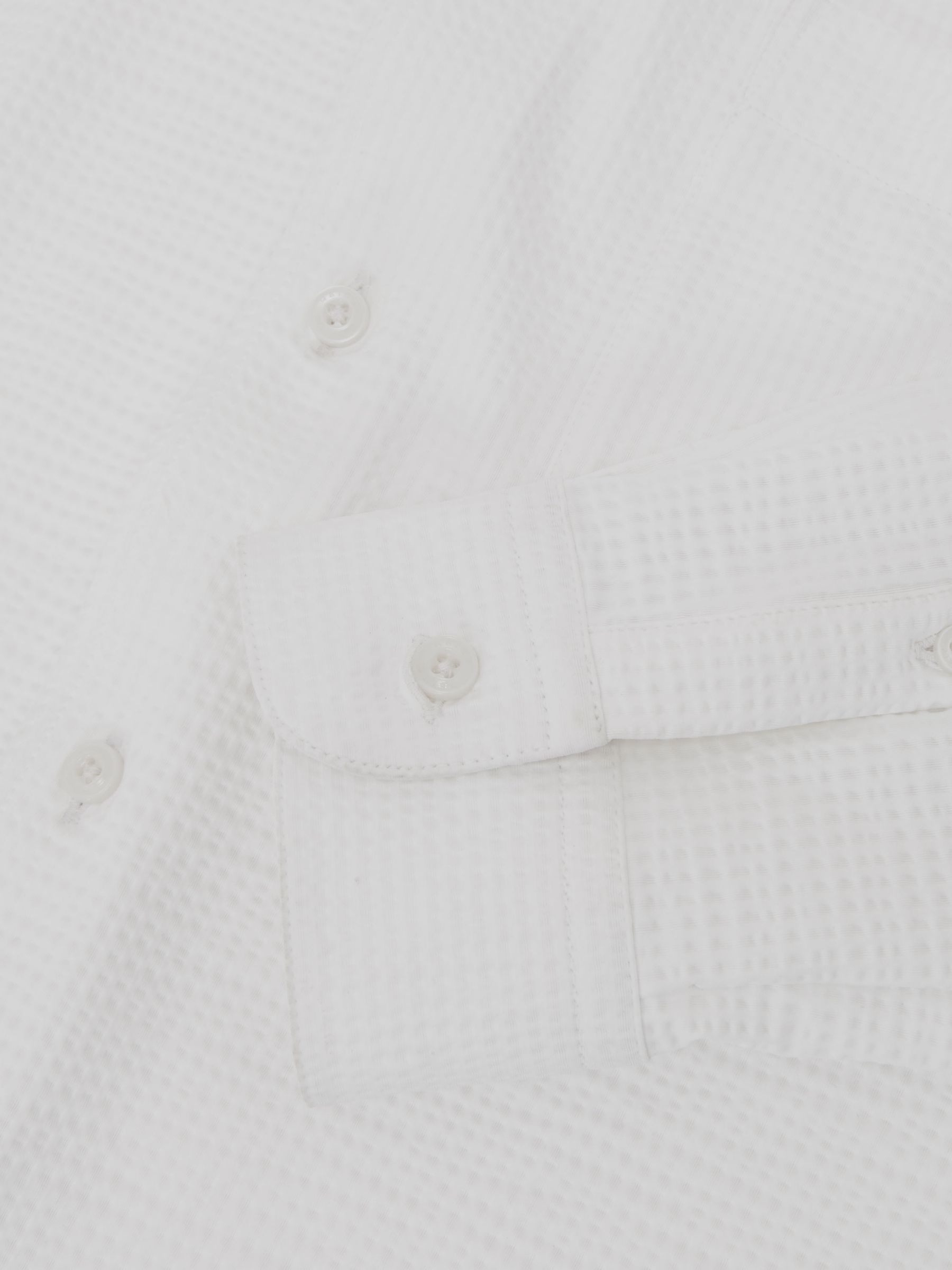 Seersucker Cutaway-Collar Shirt Regular-Fit in White - image 3