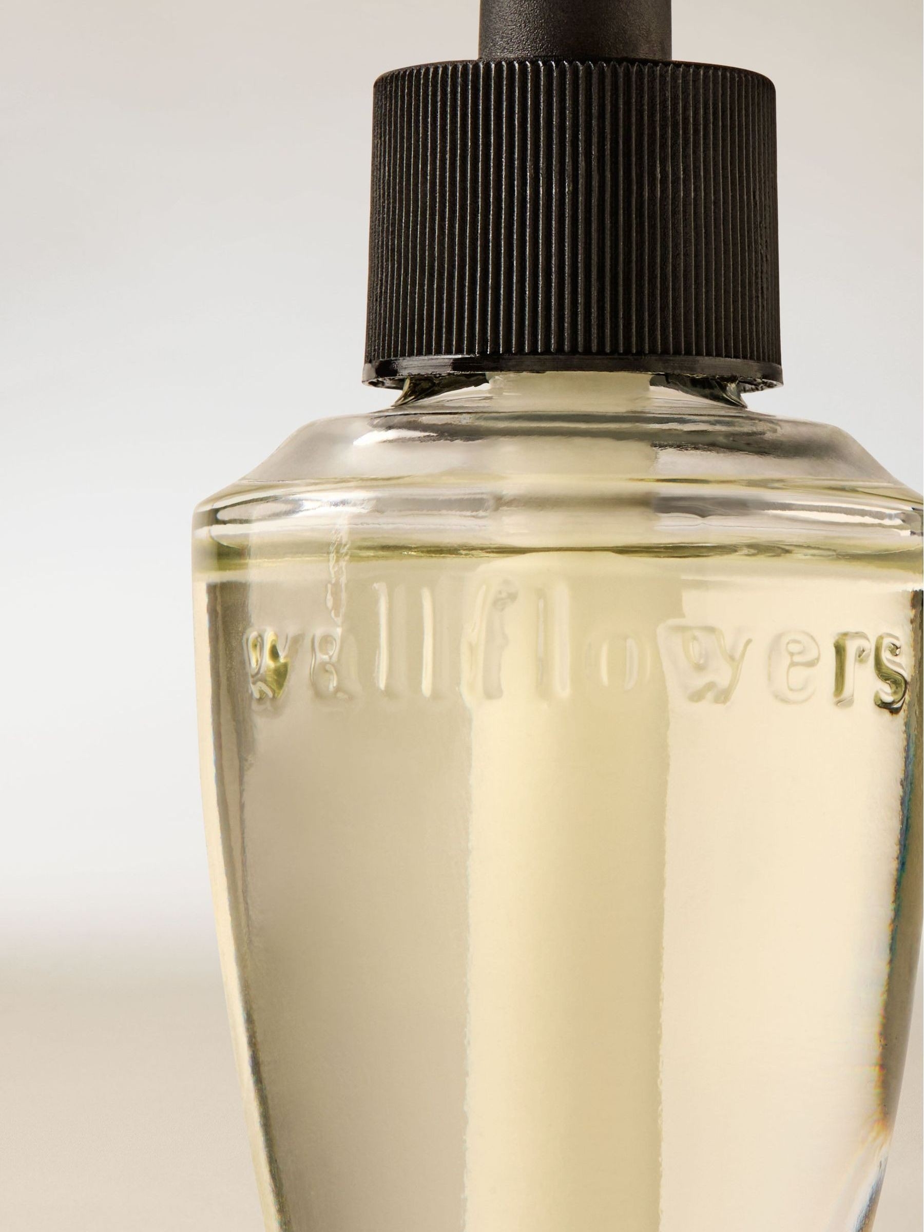 Stress Relief Wallflowers Fragrance Refill 24 ml - Image 2 of 3
