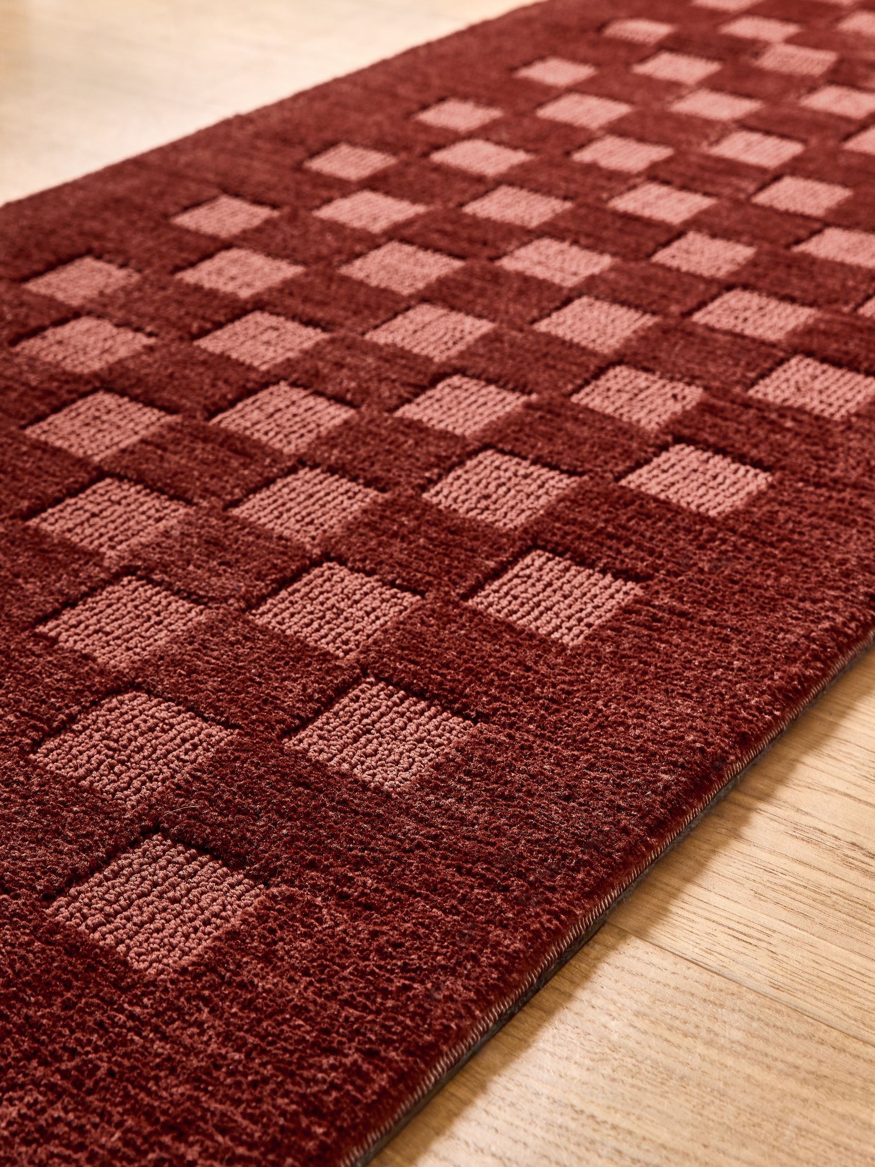 Sibyl Runner in Rust Brown - Image 2 of 5