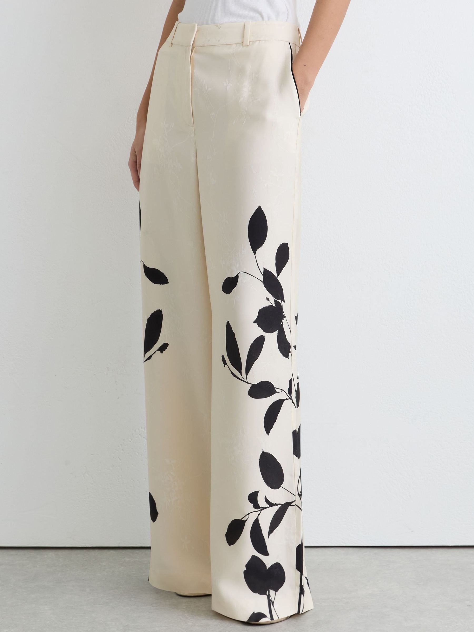 Trouser in Ivory/Black - Image 3 of 7
