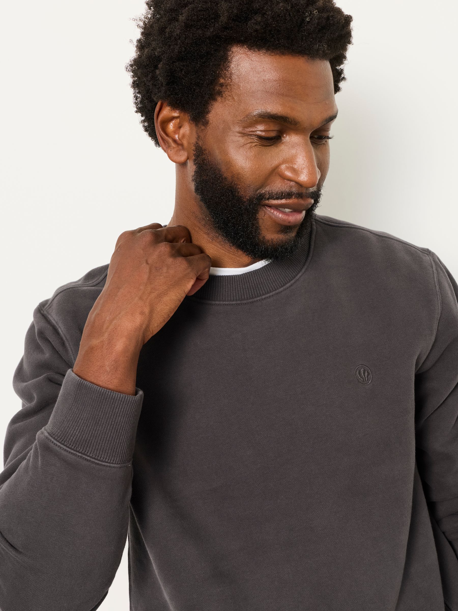 Hayle Charcoal Grey Crew - Image 3 of 6