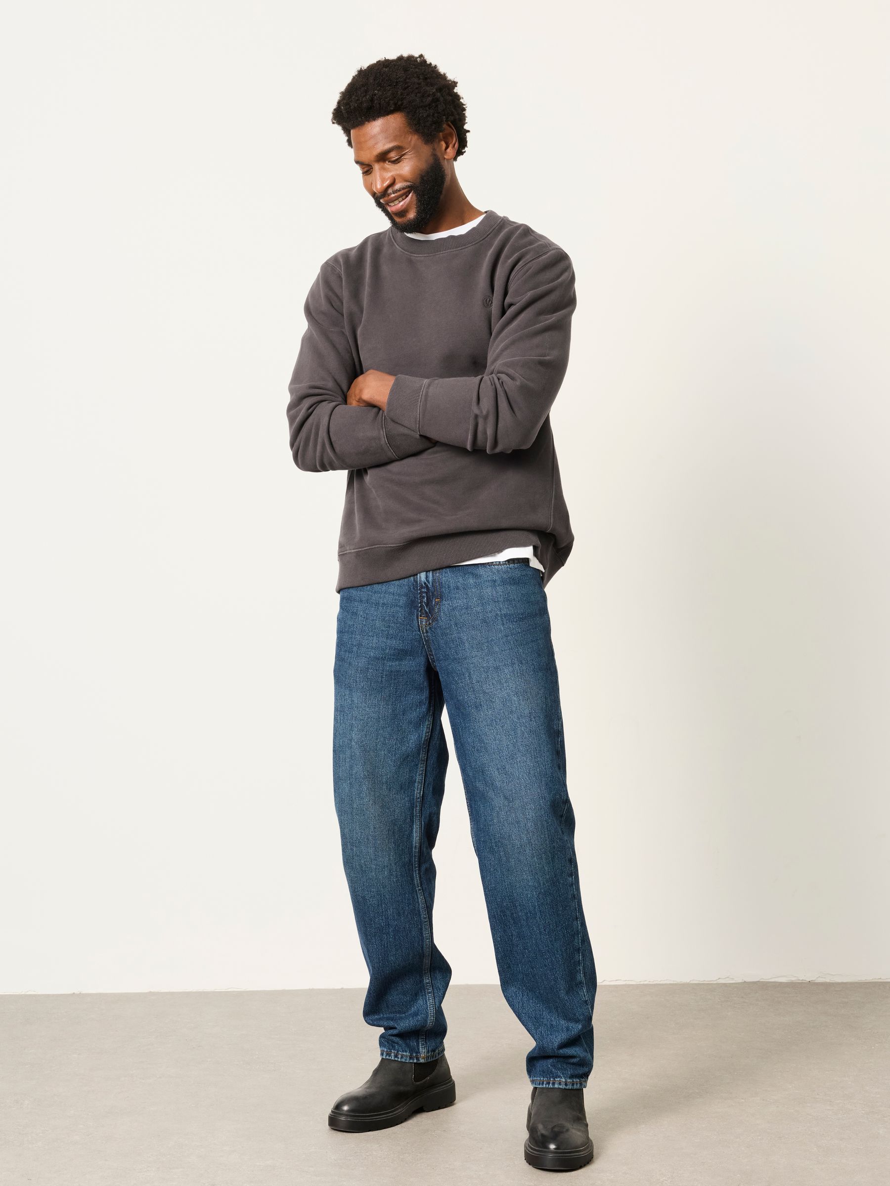 Hayle Charcoal Grey Crew - Image 4 of 6