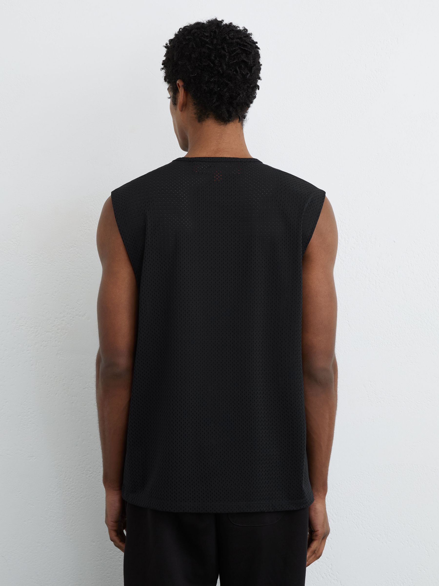 McLaren Racing Logo-Print Mesh Vest in Black - Image 5 of 7