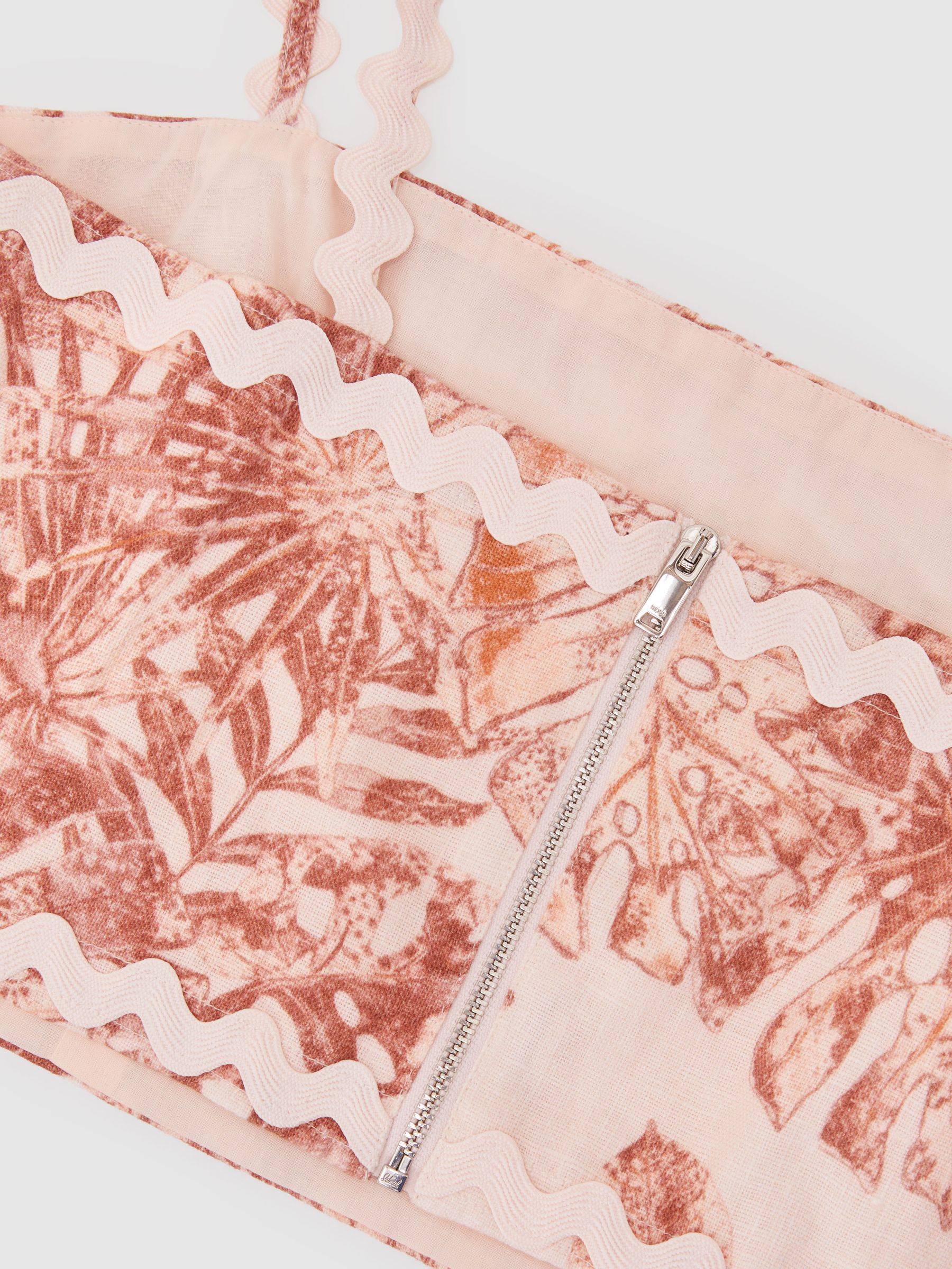 Linen Wave-Trim Cropped Cami Top in Pale Pink - image 3