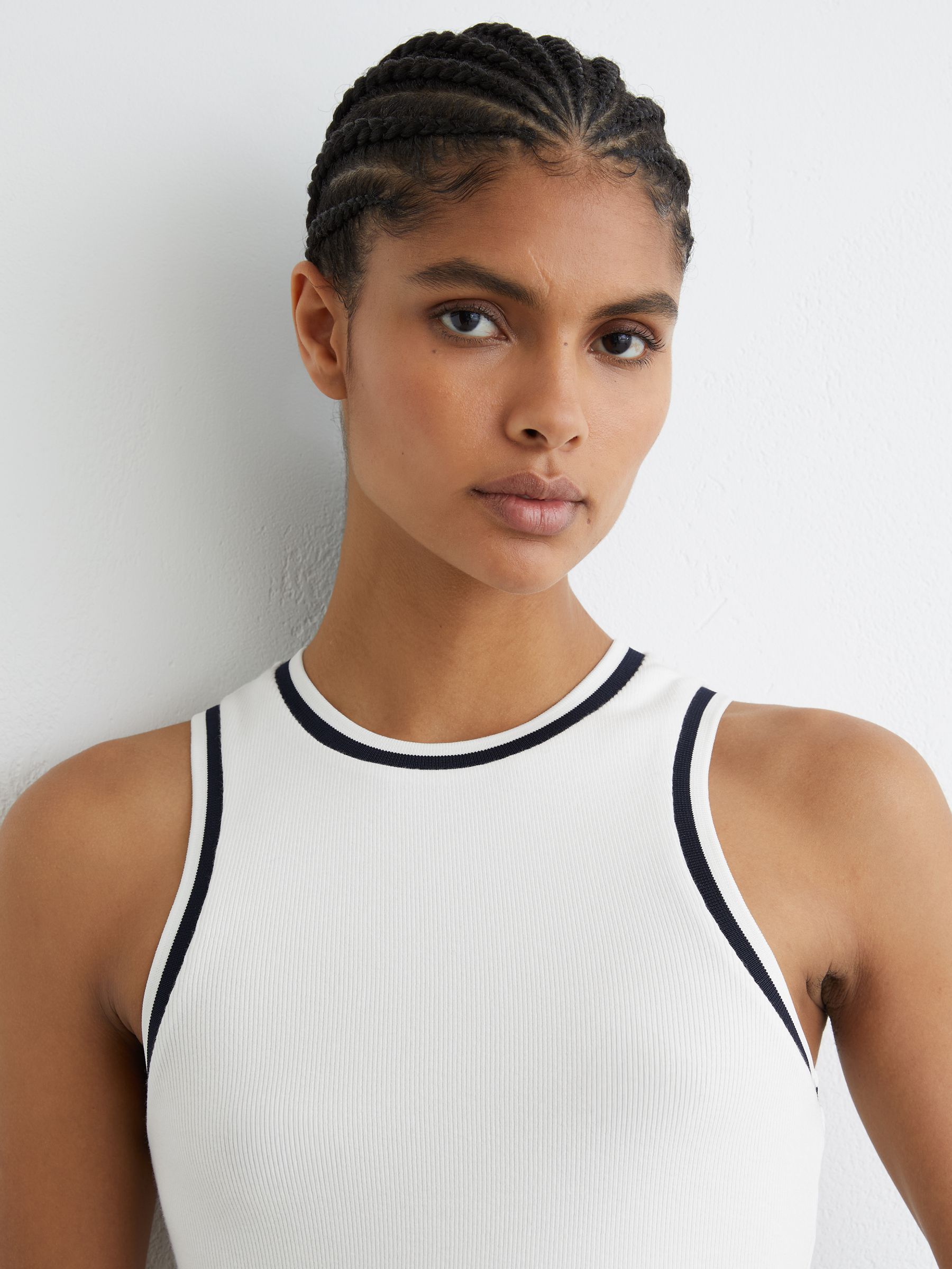 Stretch-Cotton Tipped Vest in White/Navy - Image 4 of 6