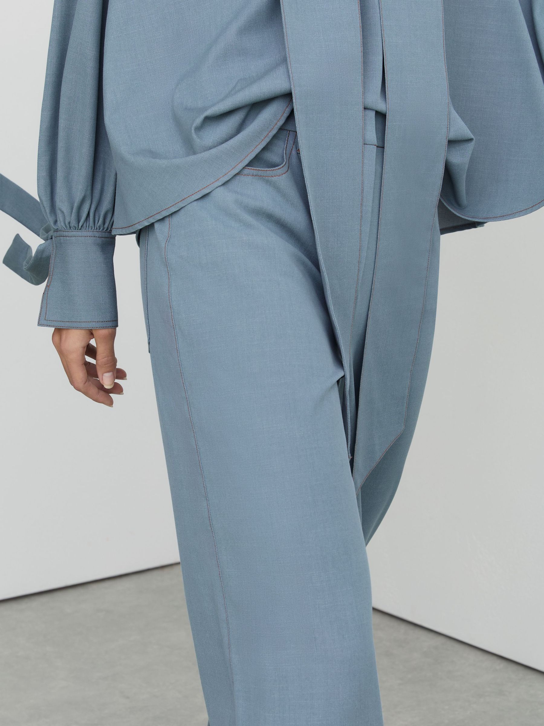 Denim-Look Wide-Leg Trousers in Light Blue - Billede 4 af 7