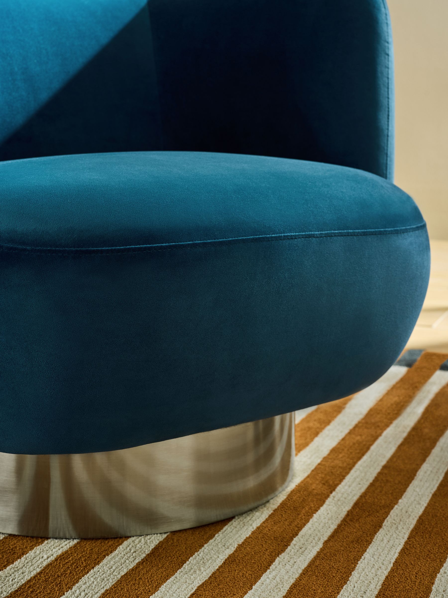 Novara Swivel Accent Chair in Petrol Blue Velvet - Image 3 of 5