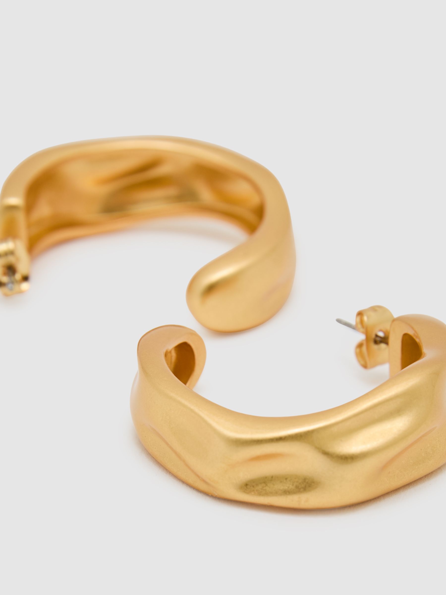 Sculpted Hoop Earrings in Gold Tone - image 4