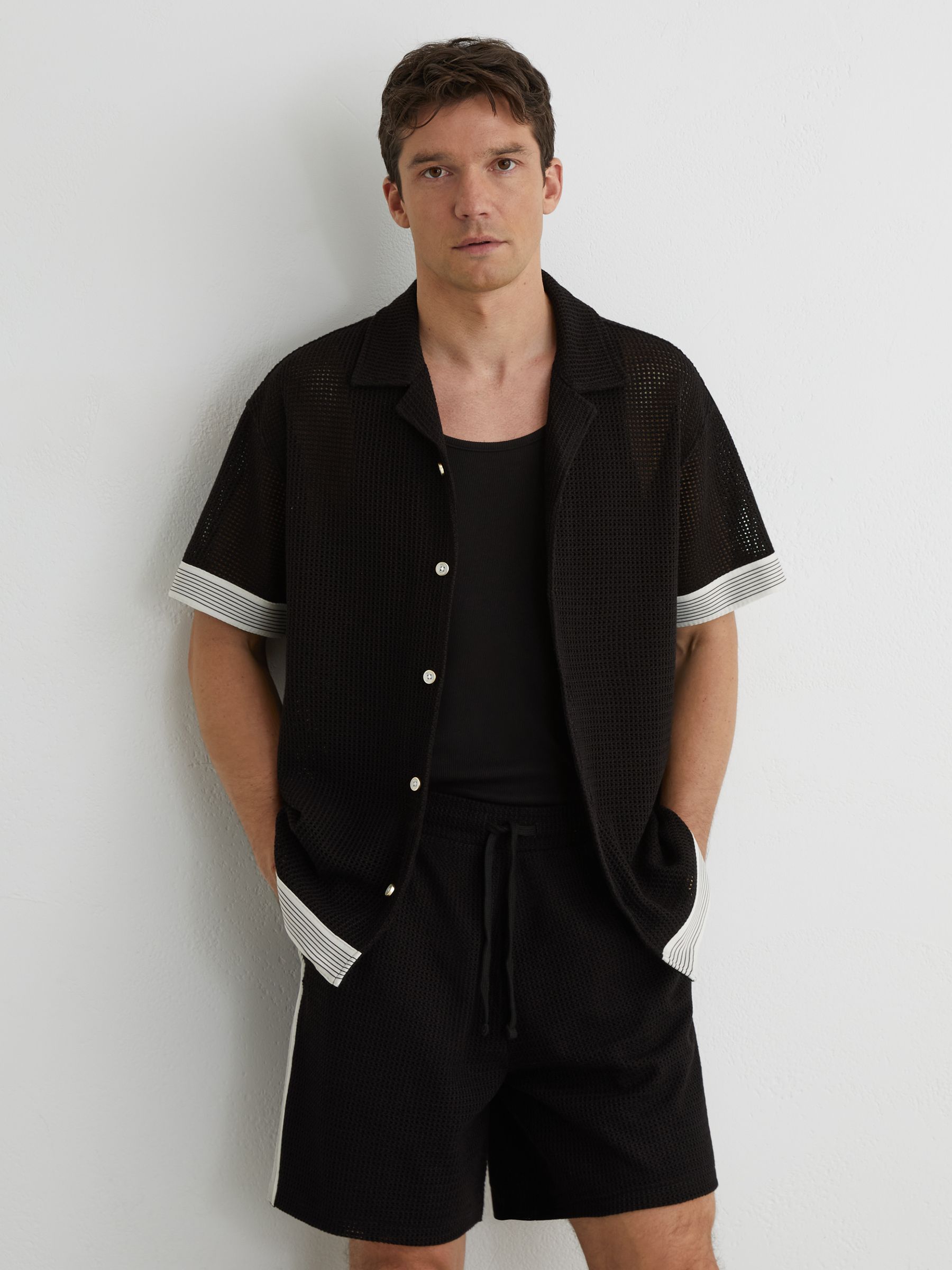 Shirt in Black - Image 3 of 6