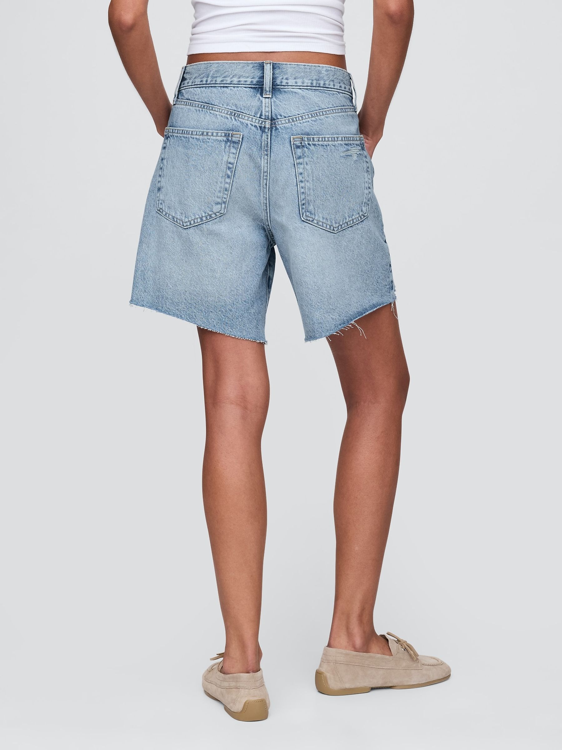 Medium Wash 8inch Mid Rise '90s Loose Denim Bermuda Shorts - Image 2 of 6