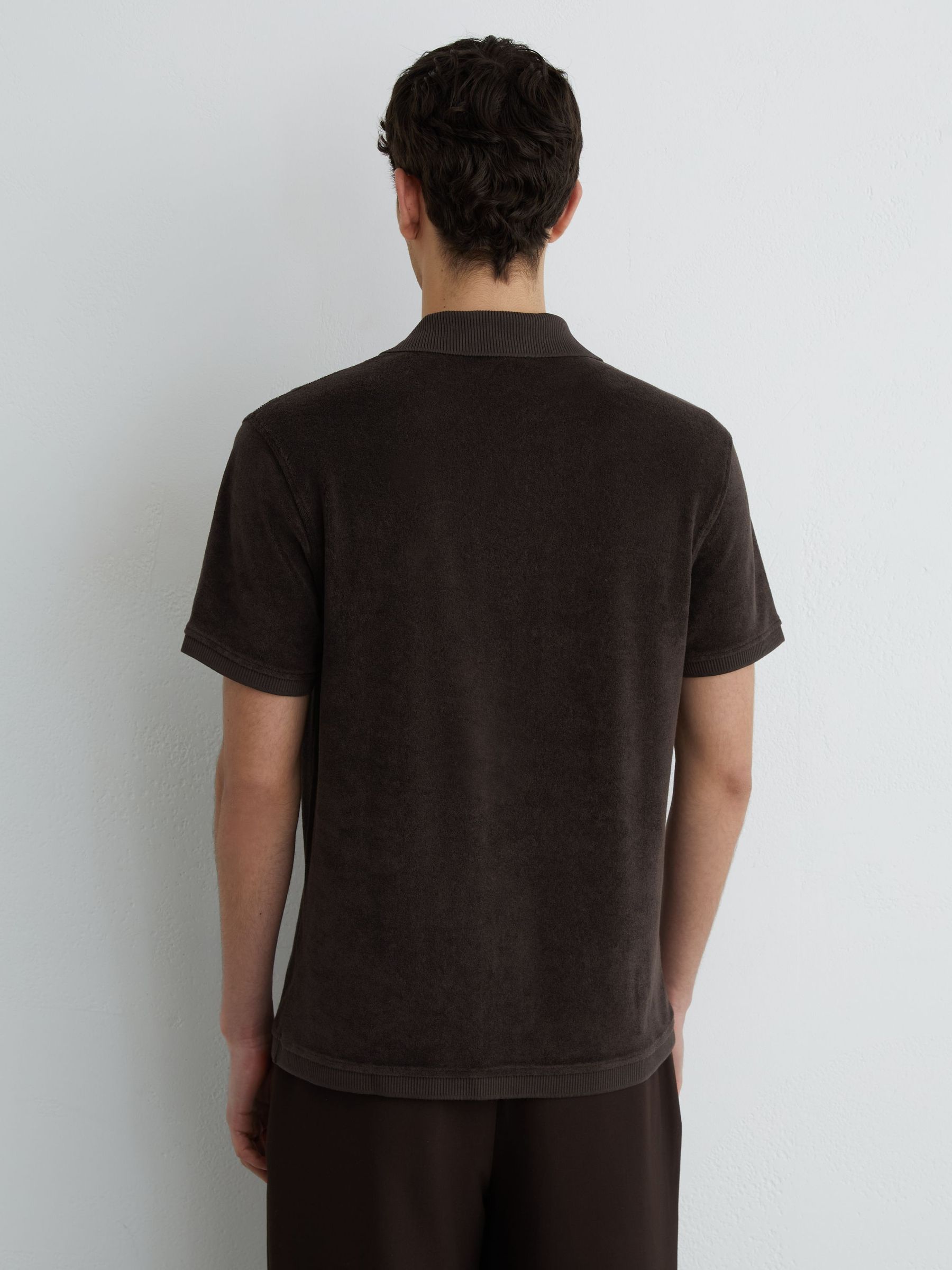 Towelling Short-Sleeve Shirt in Chocolate Brown - Image 5 of 6