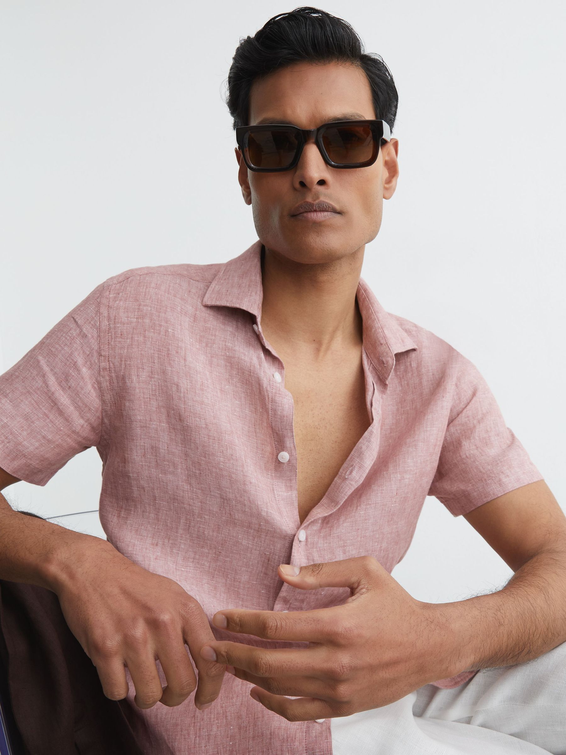 Slim Fit Linen Button-Through Shirt in Raspberry Pink Melange - image 2