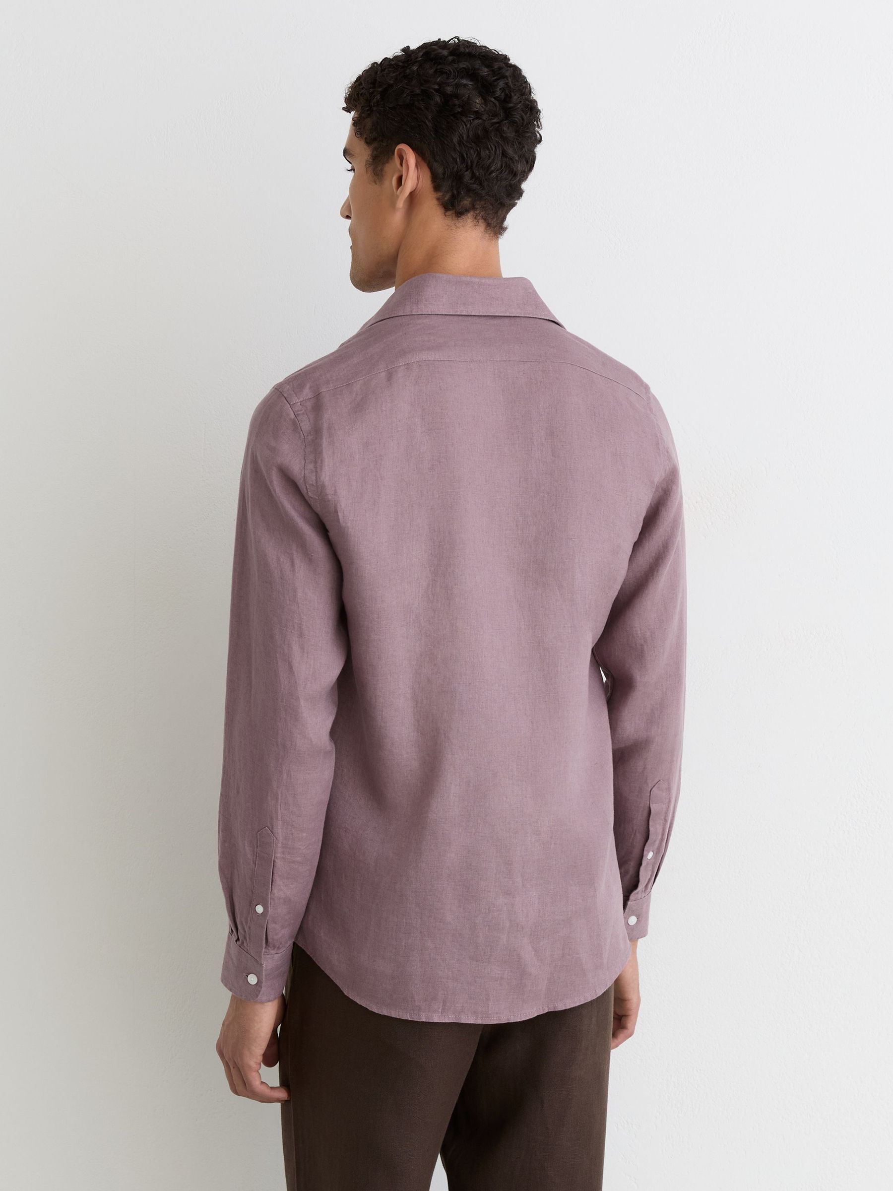 Linen Cutaway-Collar Regular-Fit Shirt in Mauve Pink - image 5