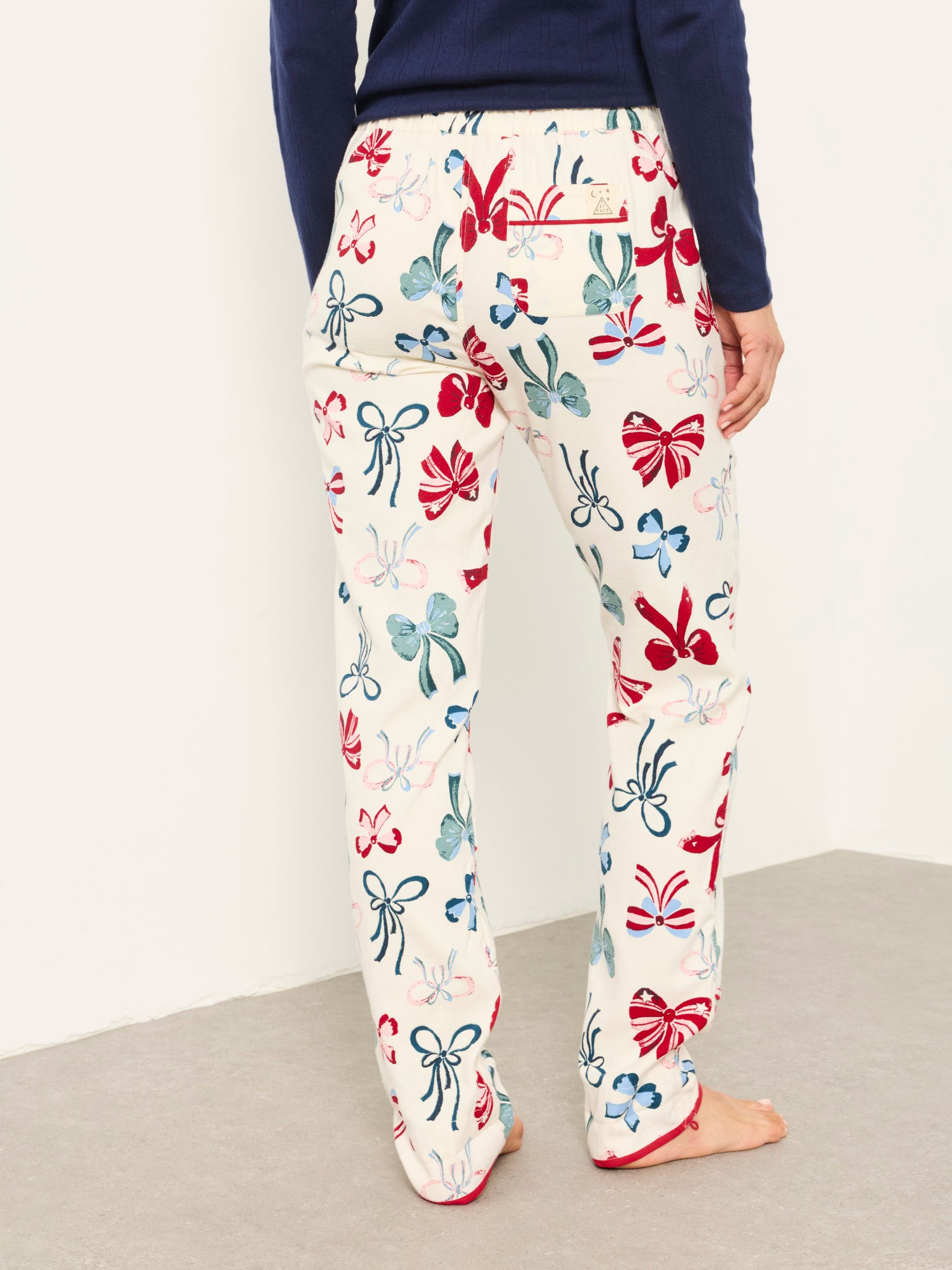 Eva Ivory Bow Pyjama Bottoms - Image 2 of 8 Eva Ivory Bow Pyjama Bottoms - Image 2 of 8
