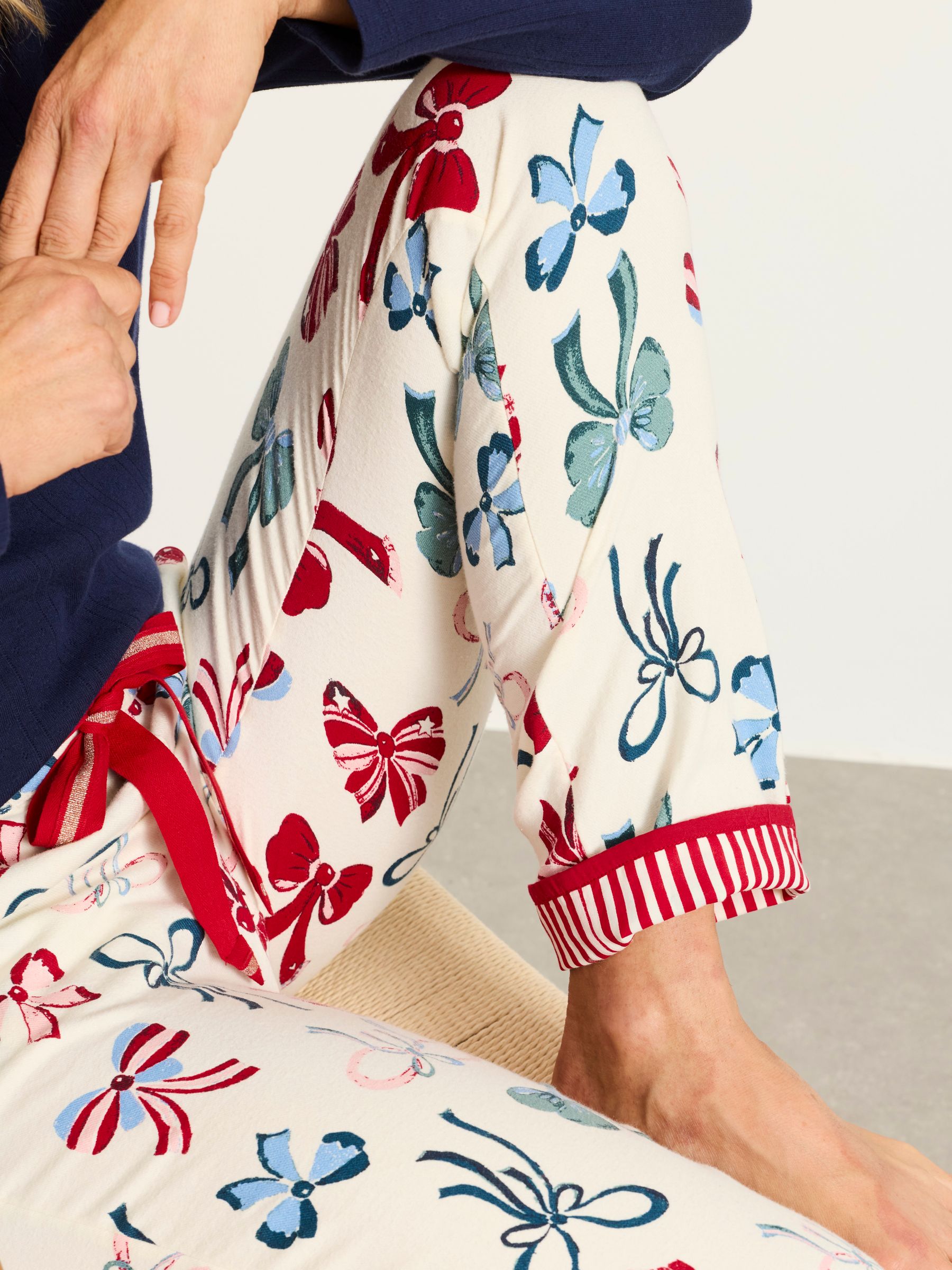 Eva Ivory Bow Pyjama Bottoms - Image 6 of 8