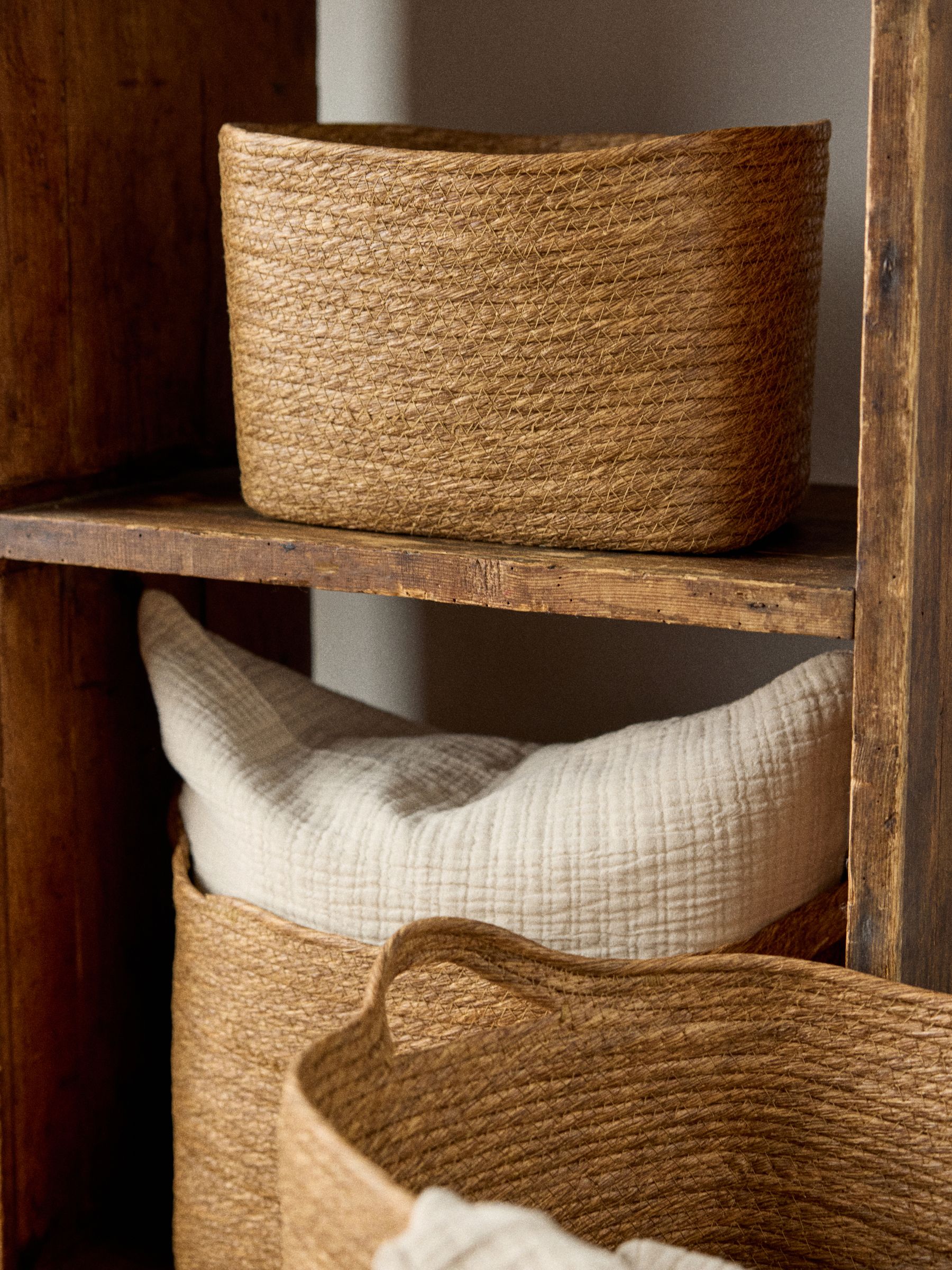 The Set 4 Pack Natural Rectangular Baskets - Image 3 of 6