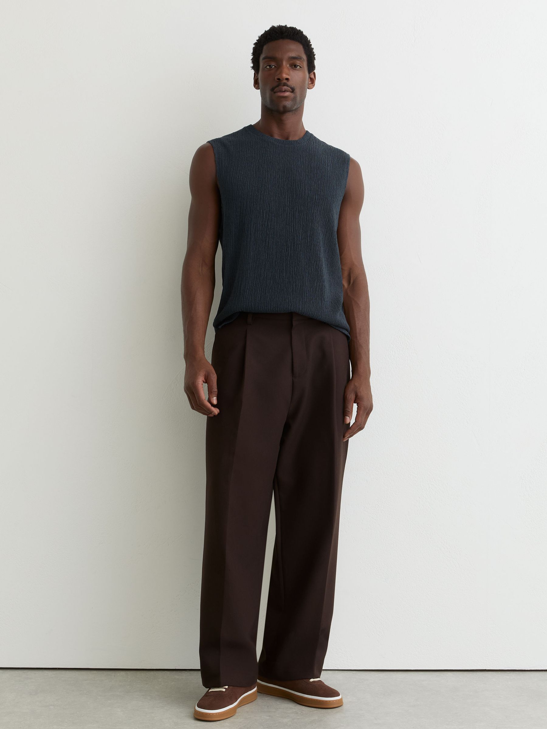 Textured Crew-Neck Vest in Airforce Blue - Image 3 of 6