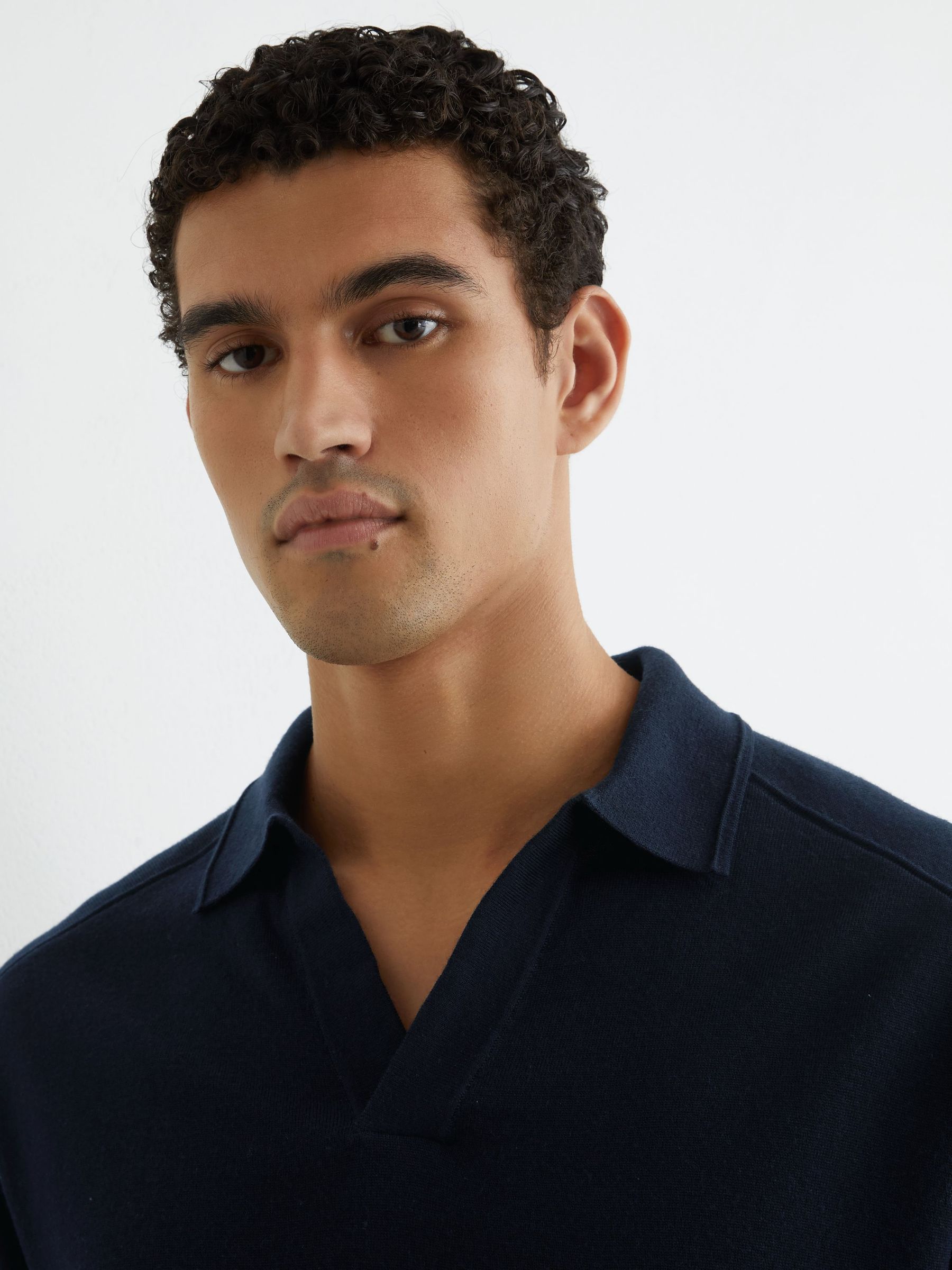 Merino Wool Relaxed Polo Jumper in Navy - Image 3 of 6