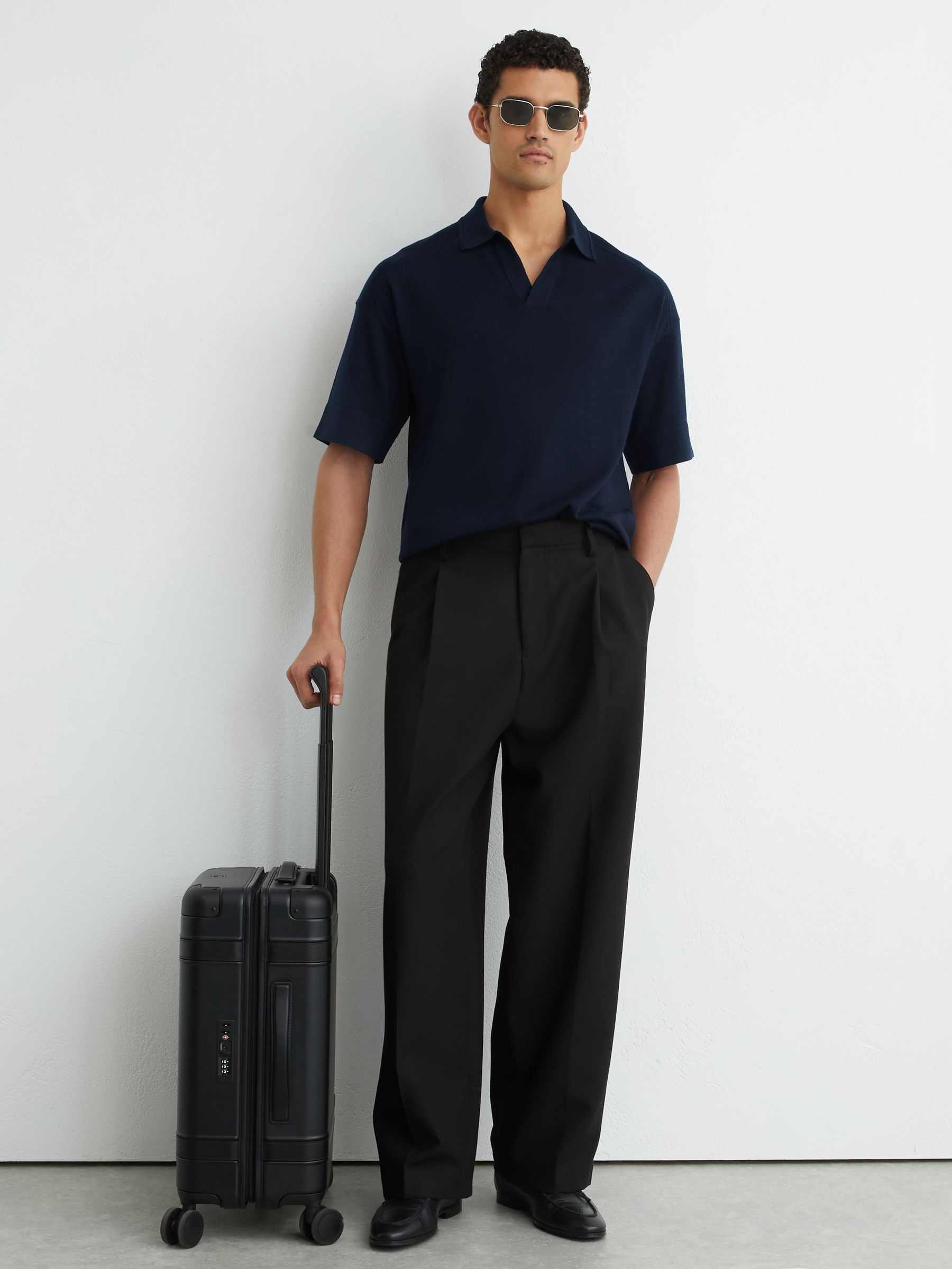 Merino Wool Relaxed Polo Jumper in Navy - Image 4 of 6