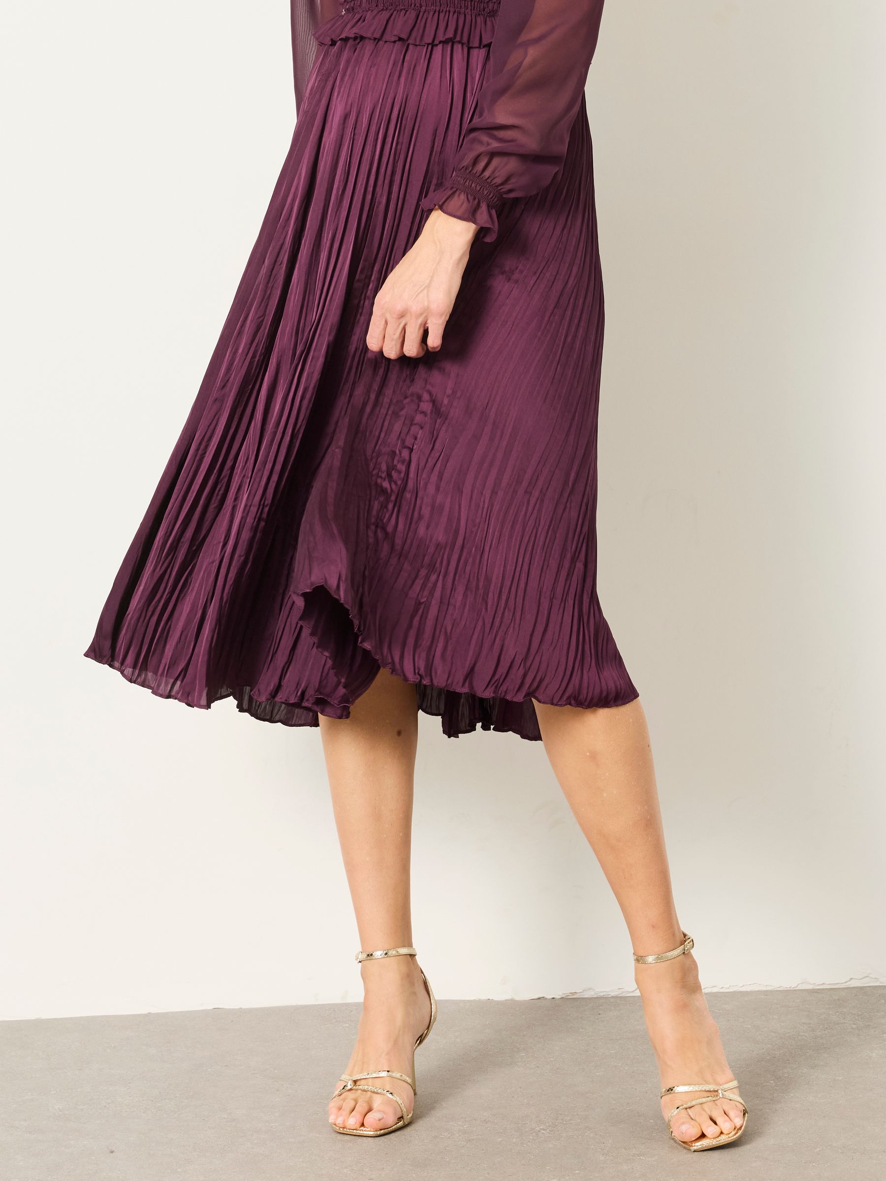 Eva Wine Petite Pleated Midi Dress - Image 4 of 7