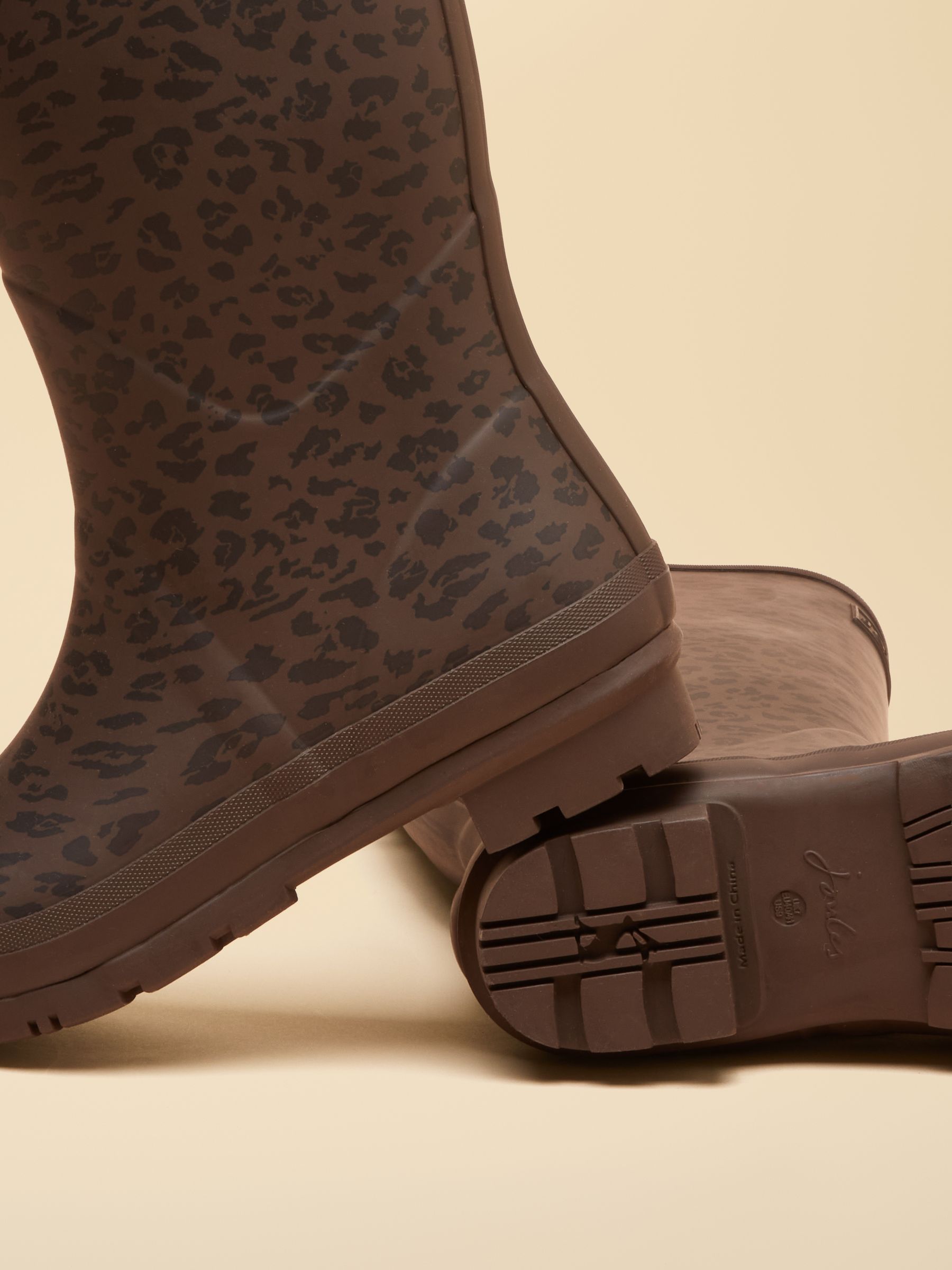 Printed Leopard Adjustable Tall Wellies - Image 5 of 6