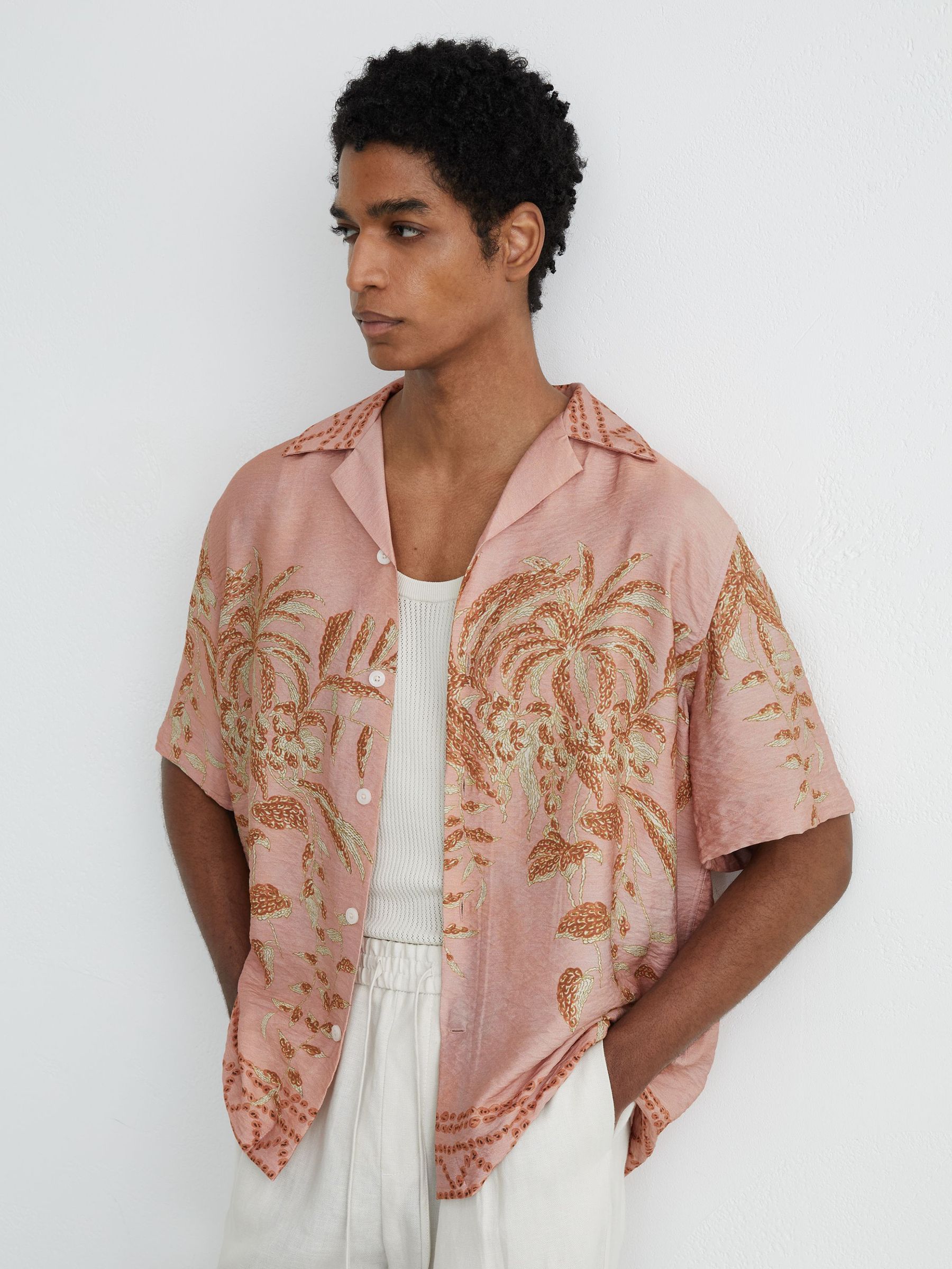 Palm-Print Cuban-Collar Shirt in Pink - Image 3 of 7