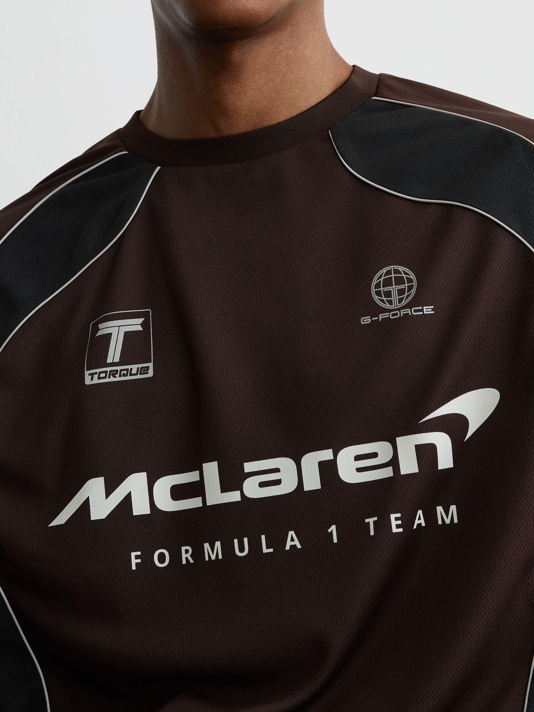 McLaren Racing Relaxed Contrast Driver T-Shirt Unisex-Fit in Chocolate Brown - Image 4 of 10